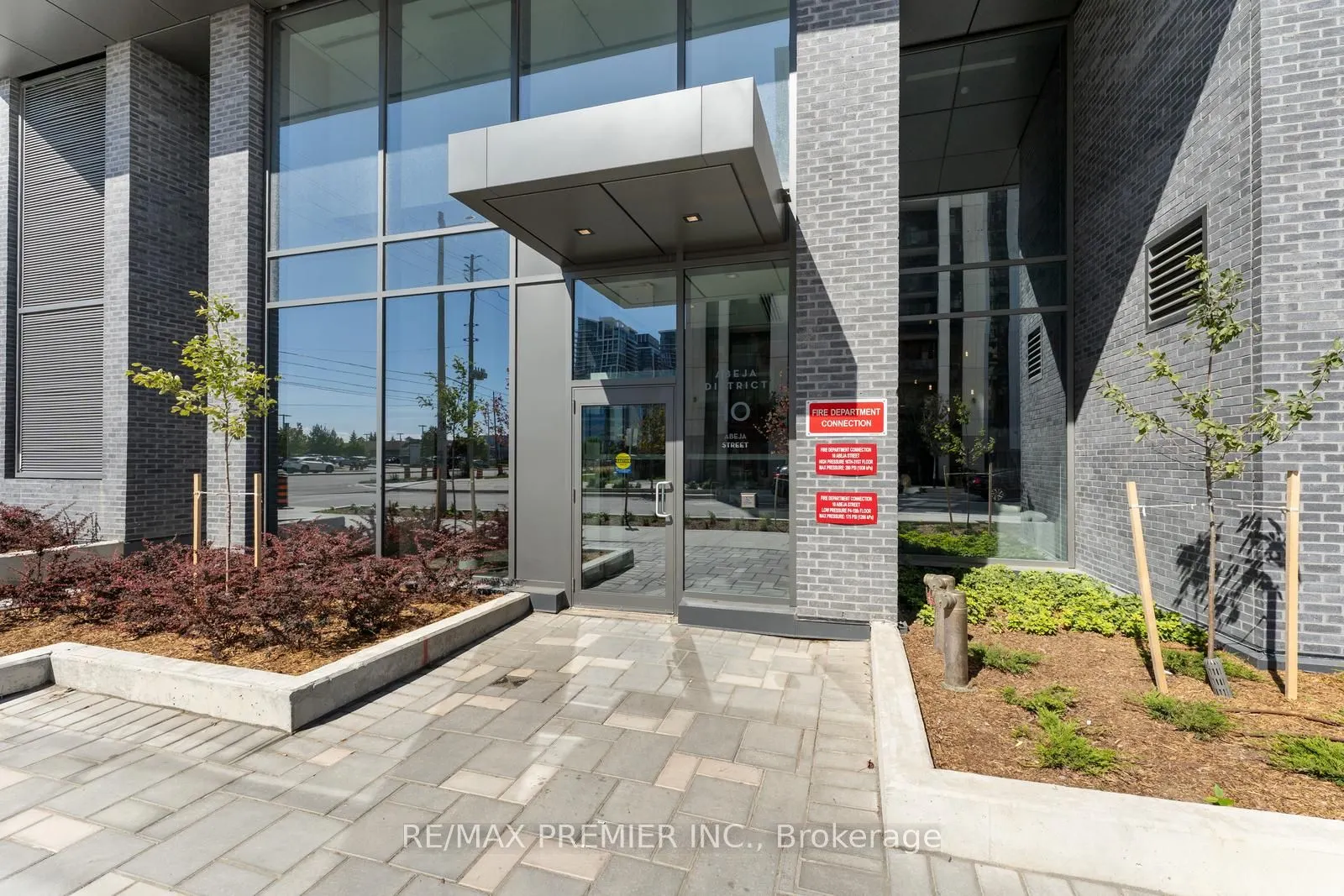 10 Abeja Street, #2617