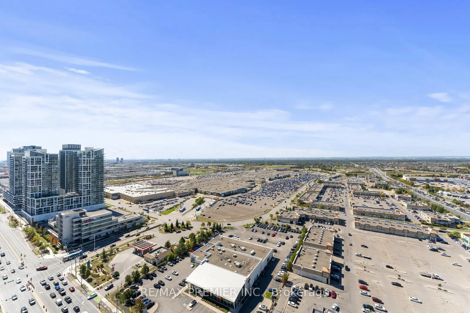 10 Abeja Street, #2617