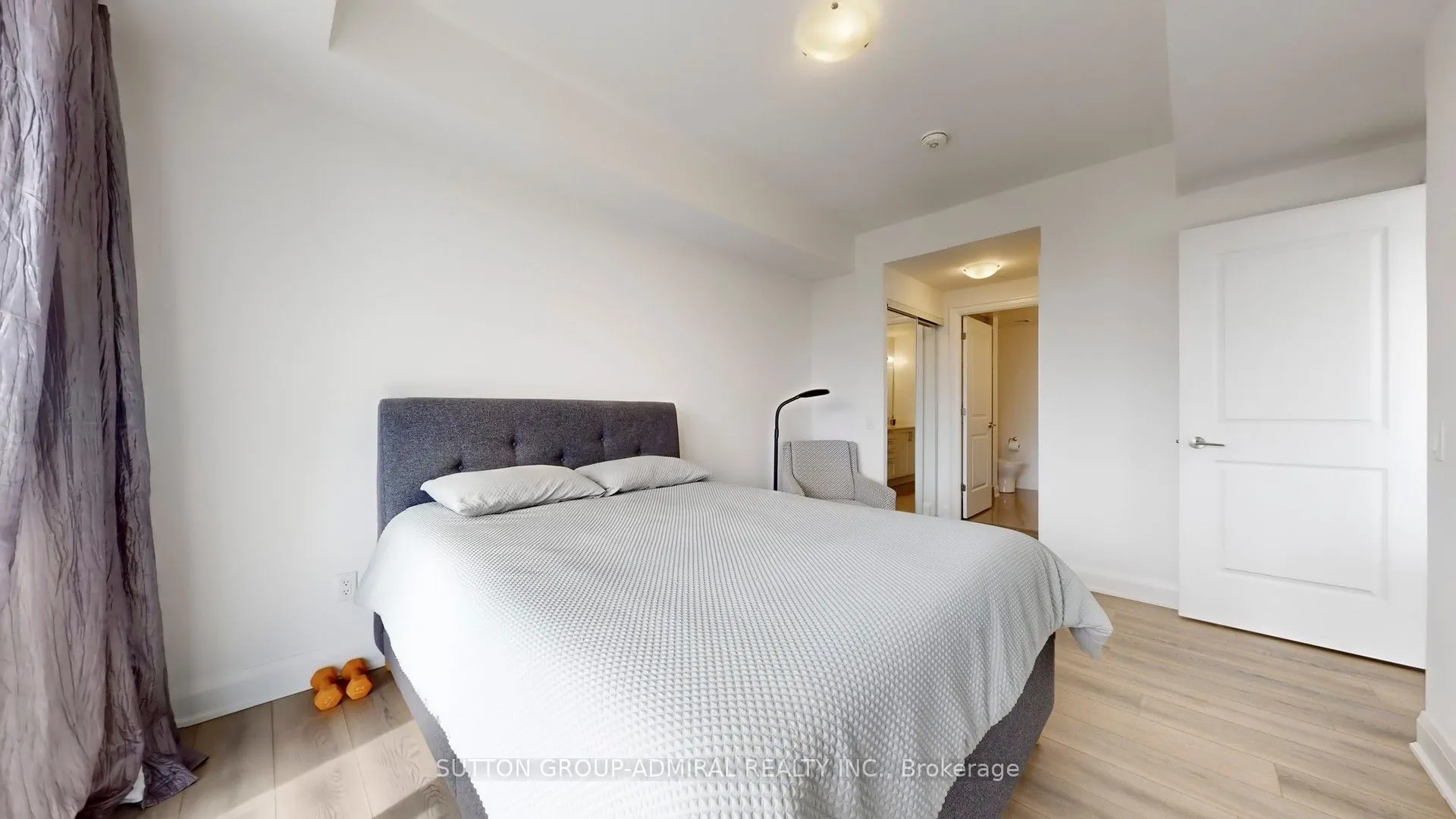 20 Gatineau Drive, #1103