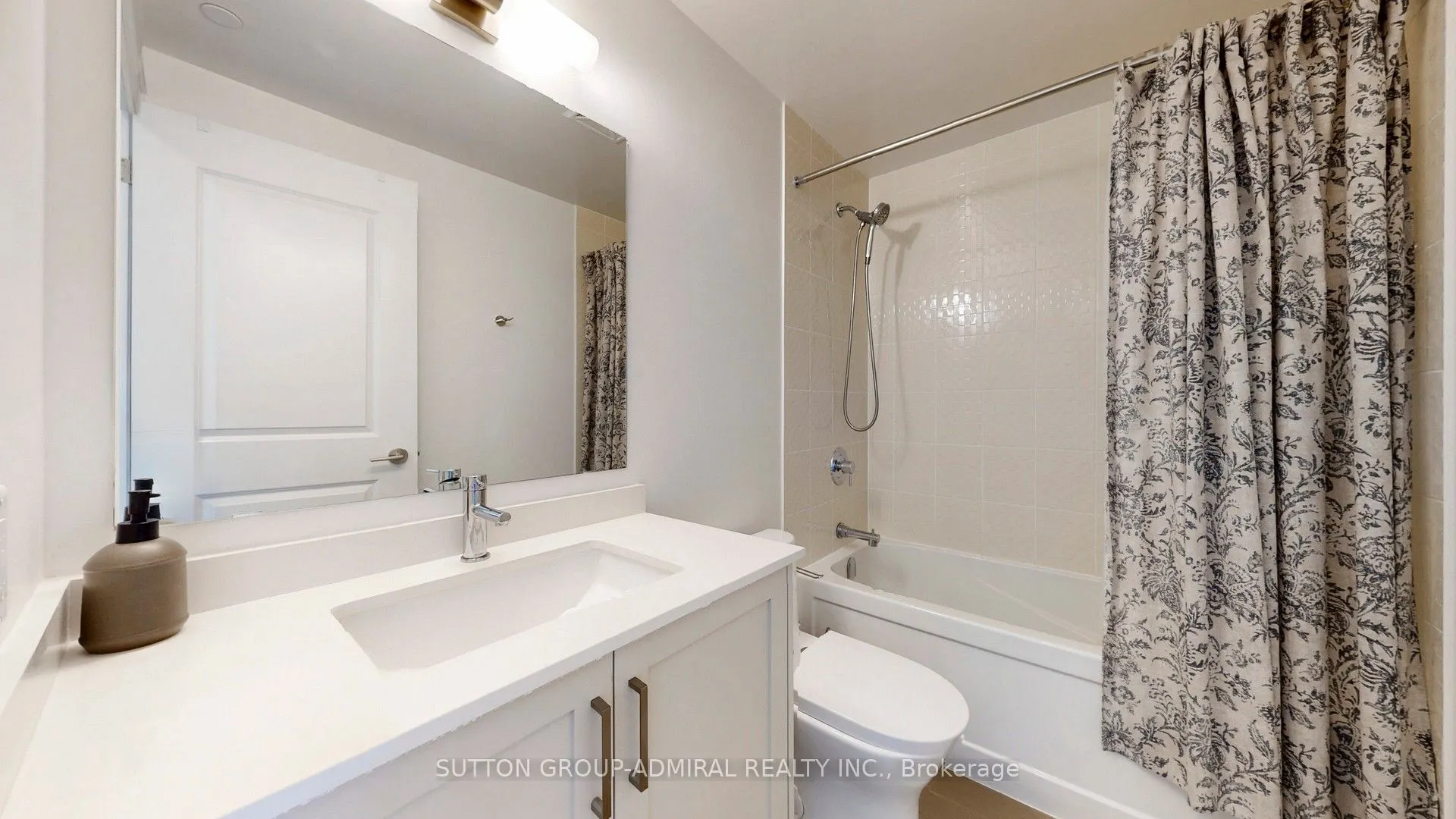 20 Gatineau Drive, #1103