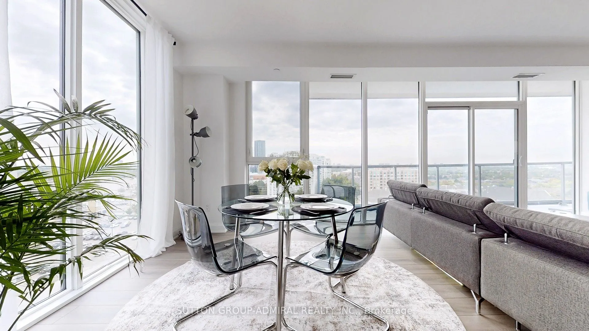 20 Gatineau Drive, #1103