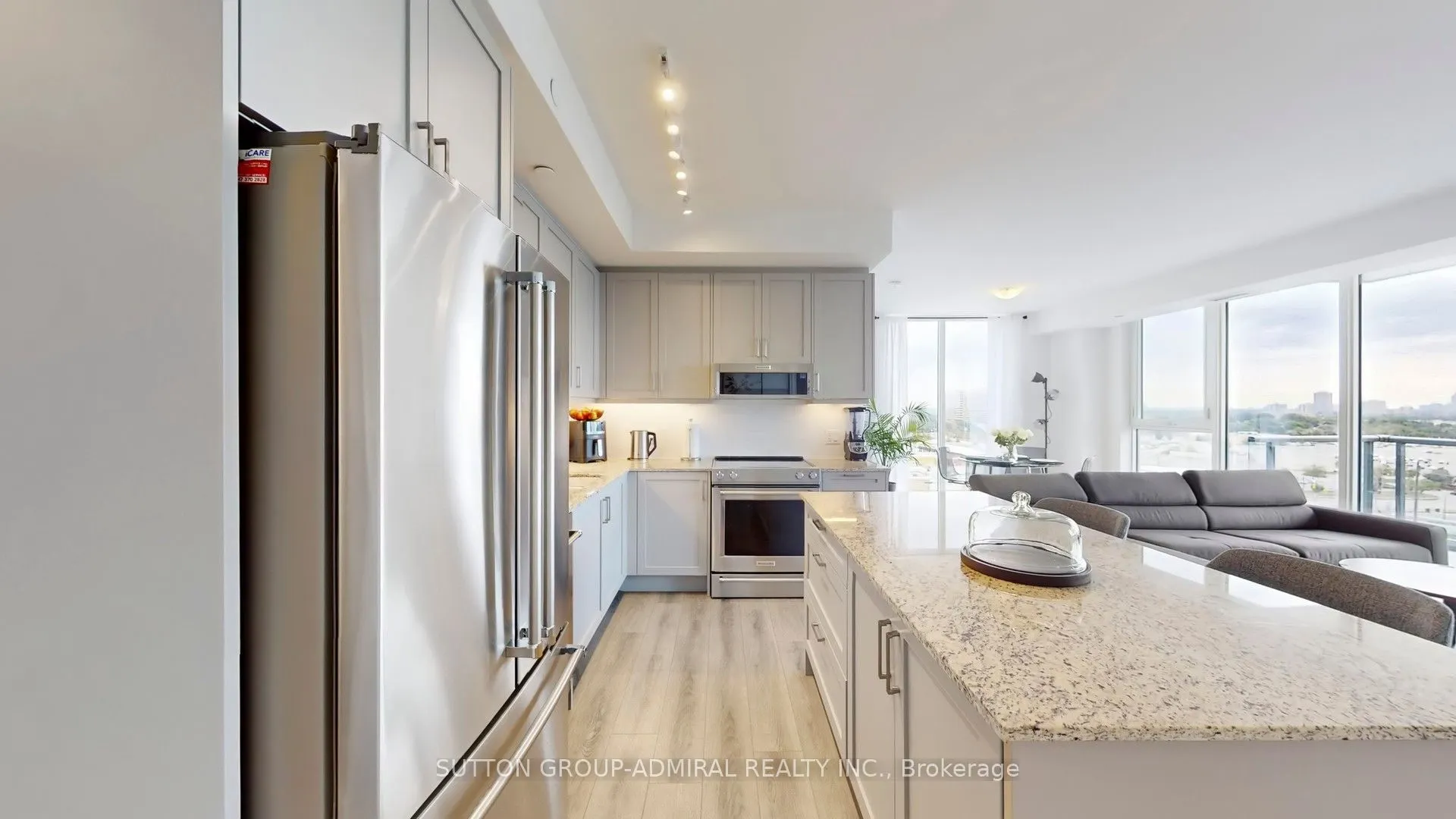 20 Gatineau Drive, #1103