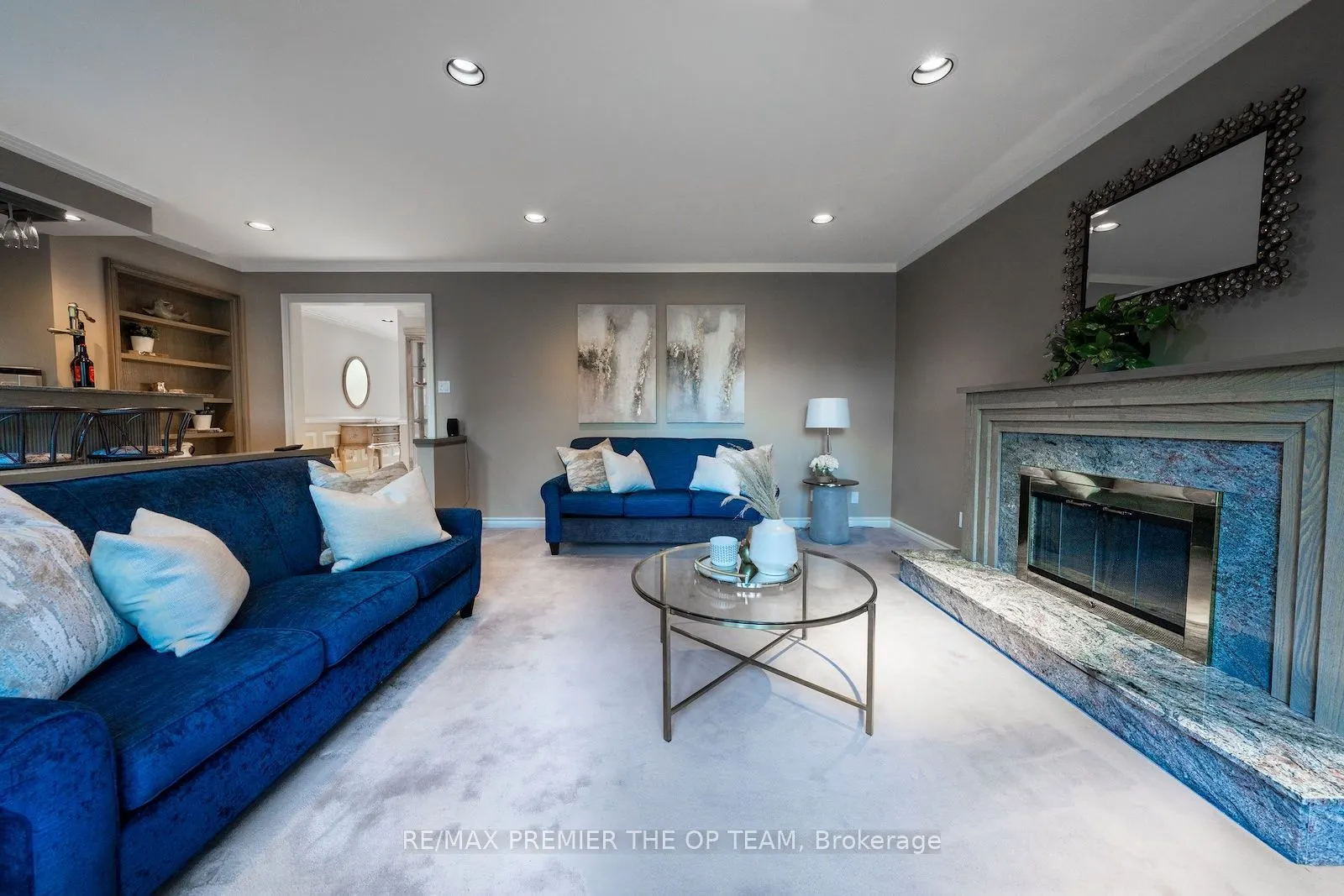 182 Clover Leaf Street