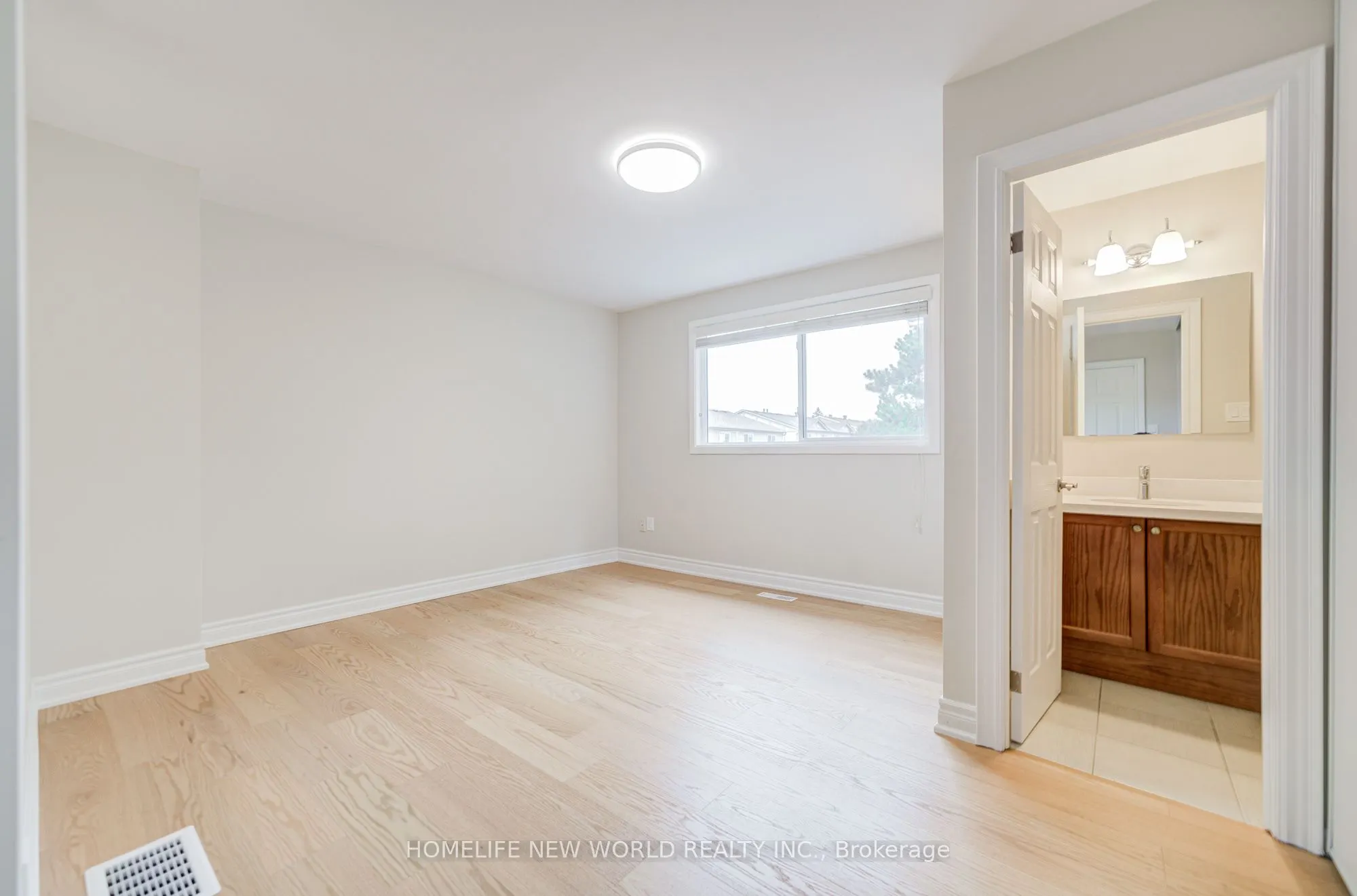 29 New Havens Way, #35