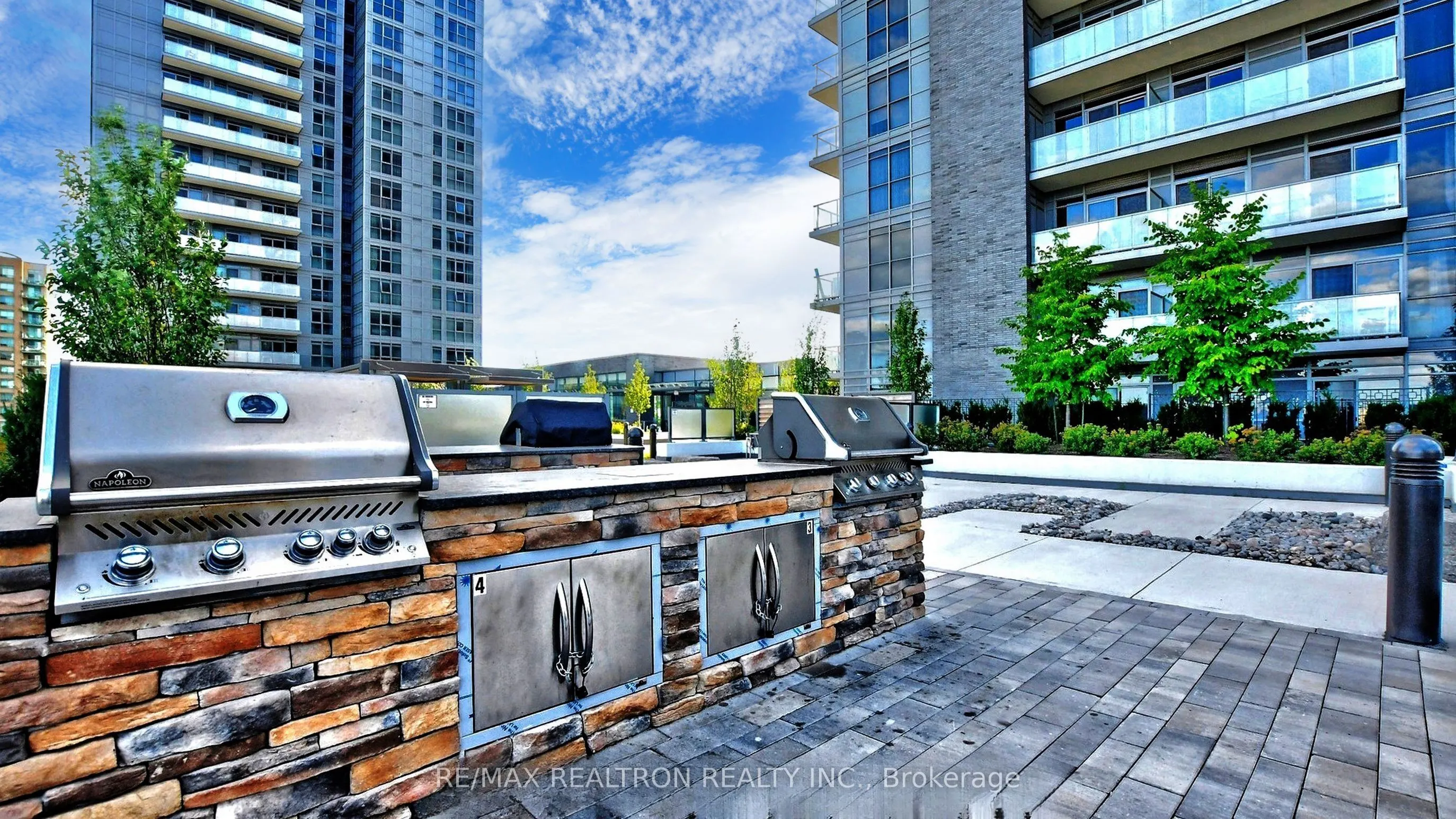 65 Oneida Crescent, #1901