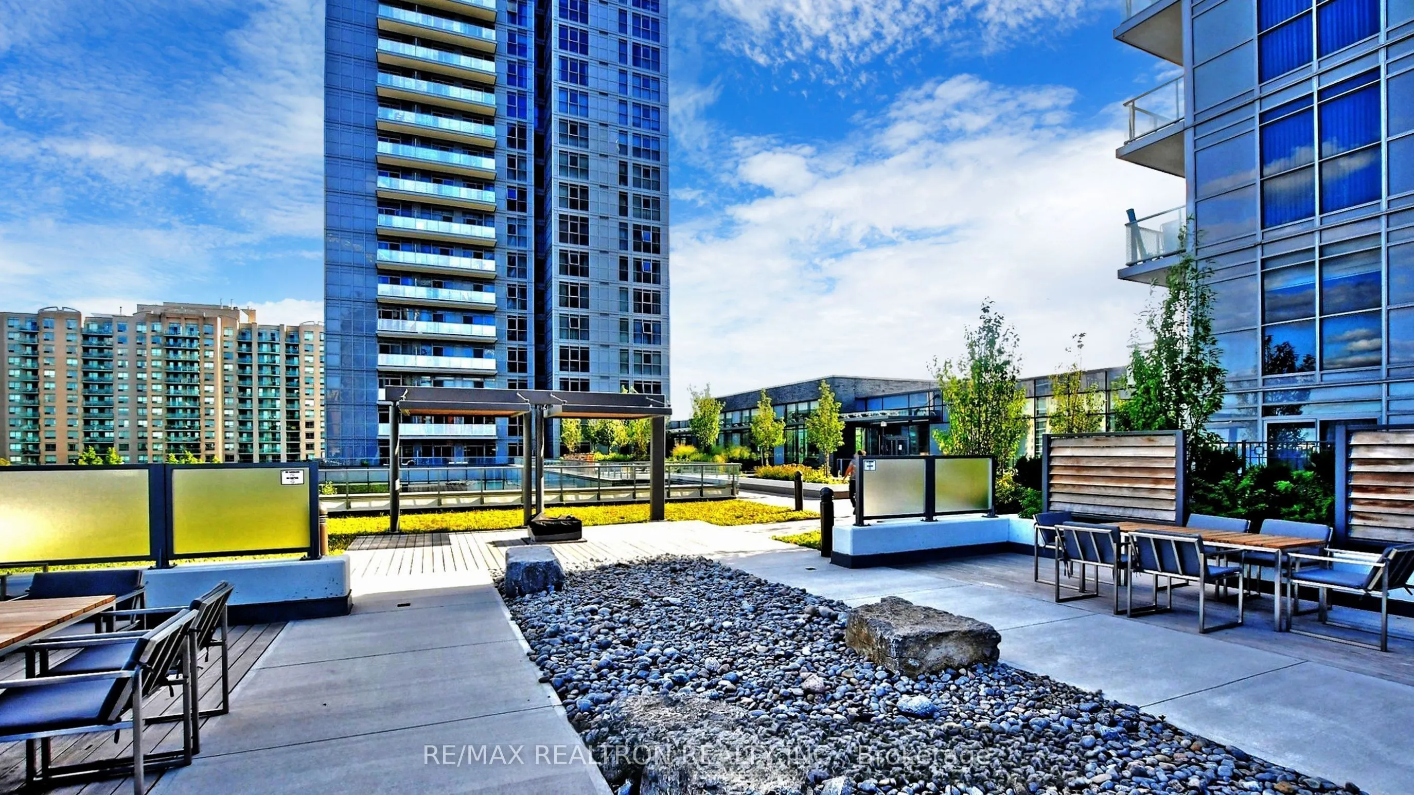 65 Oneida Crescent, #1901