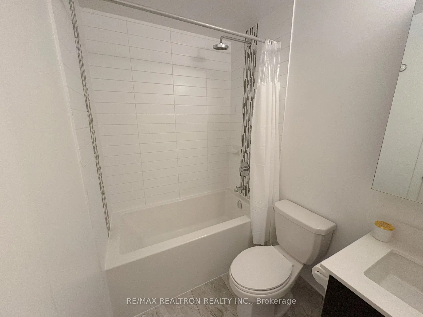 65 Oneida Crescent, #1901