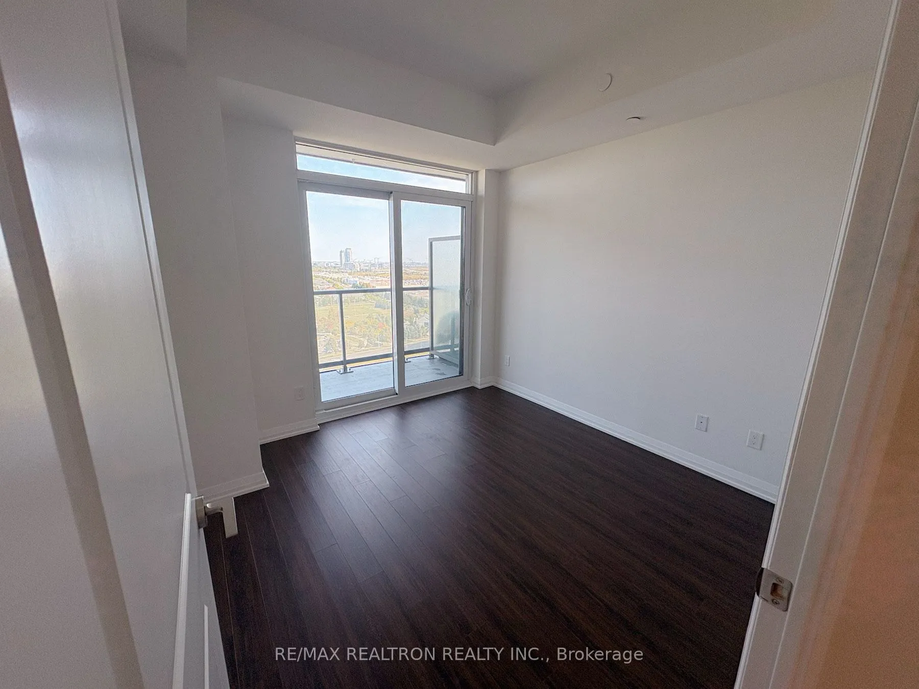 65 Oneida Crescent, #1901