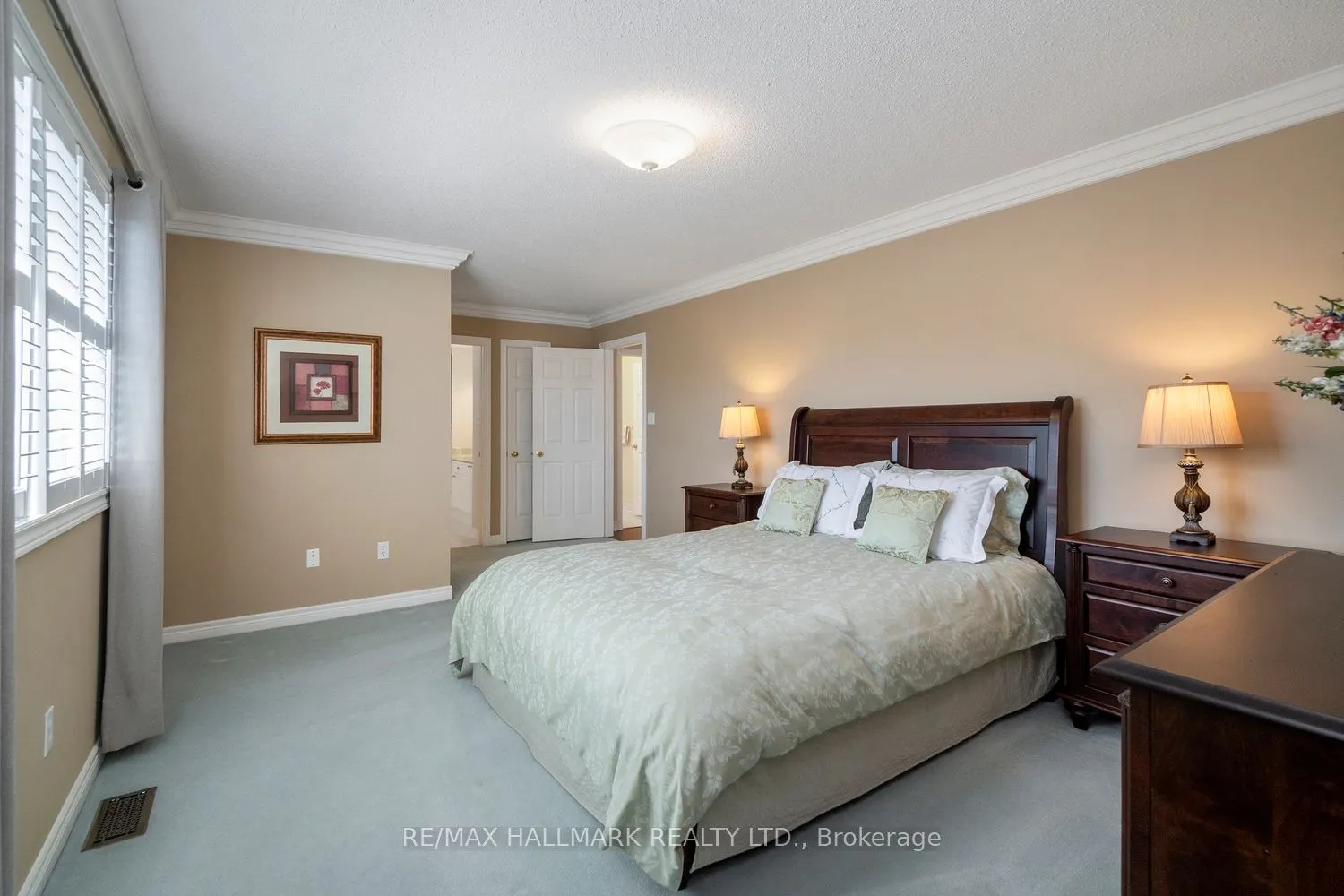 21 Courtfield Crescent