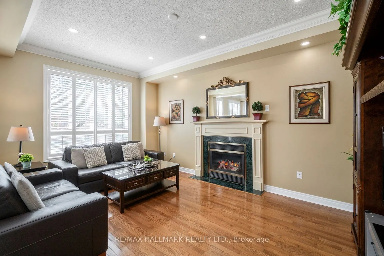 21 Courtfield Crescent