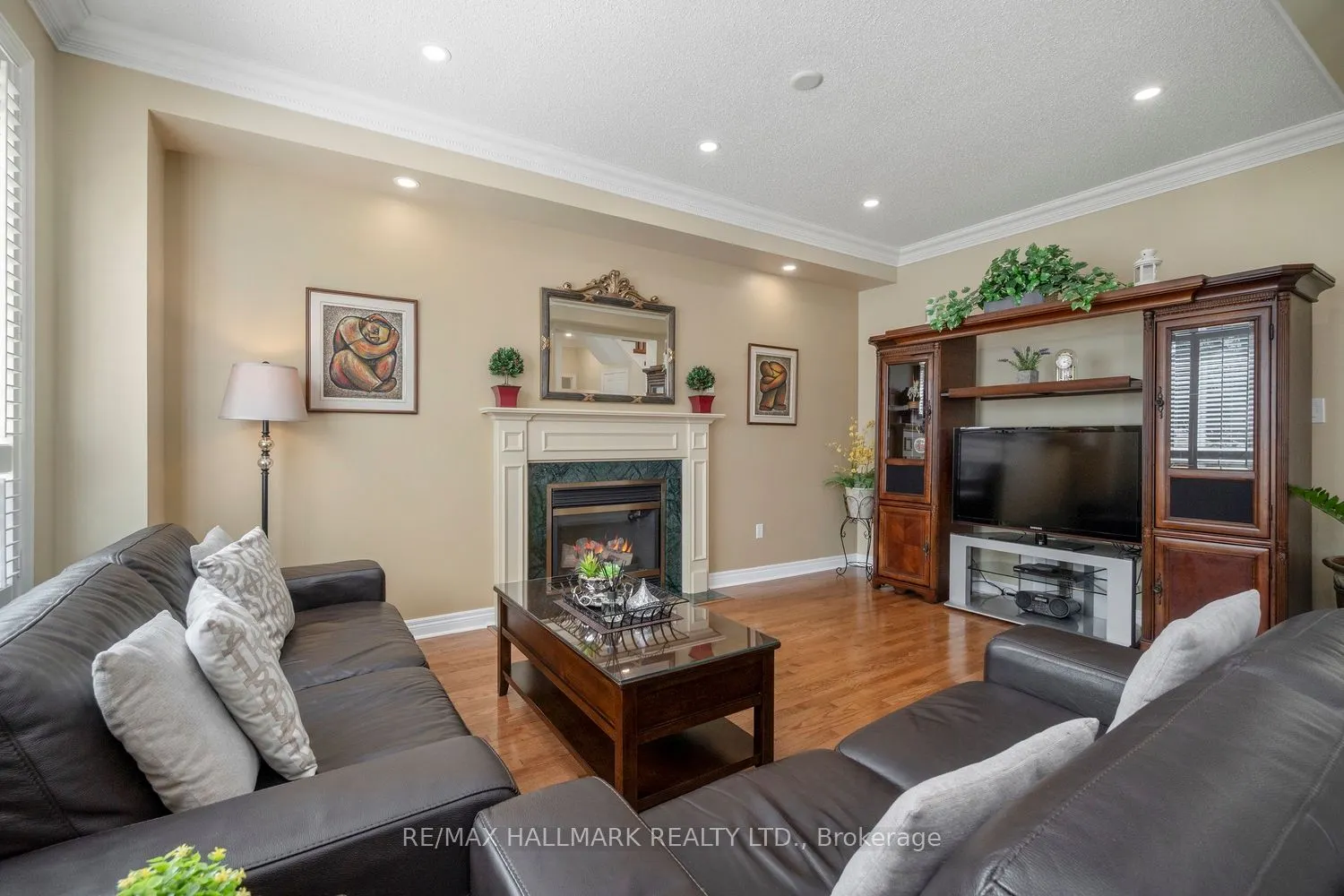 21 Courtfield Crescent