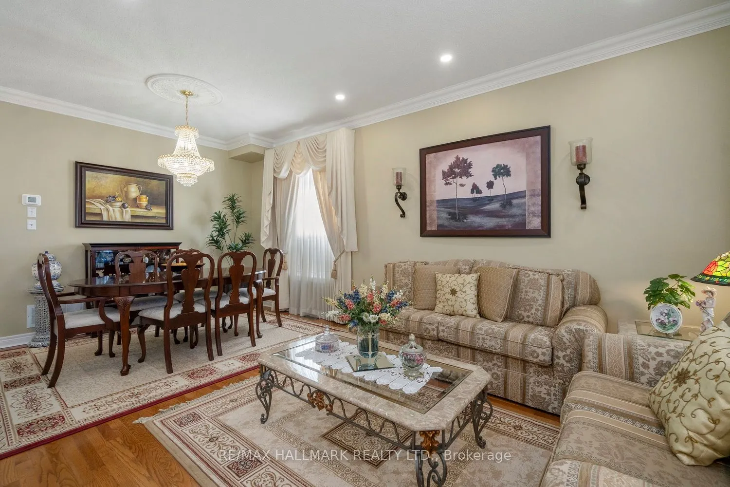 21 Courtfield Crescent