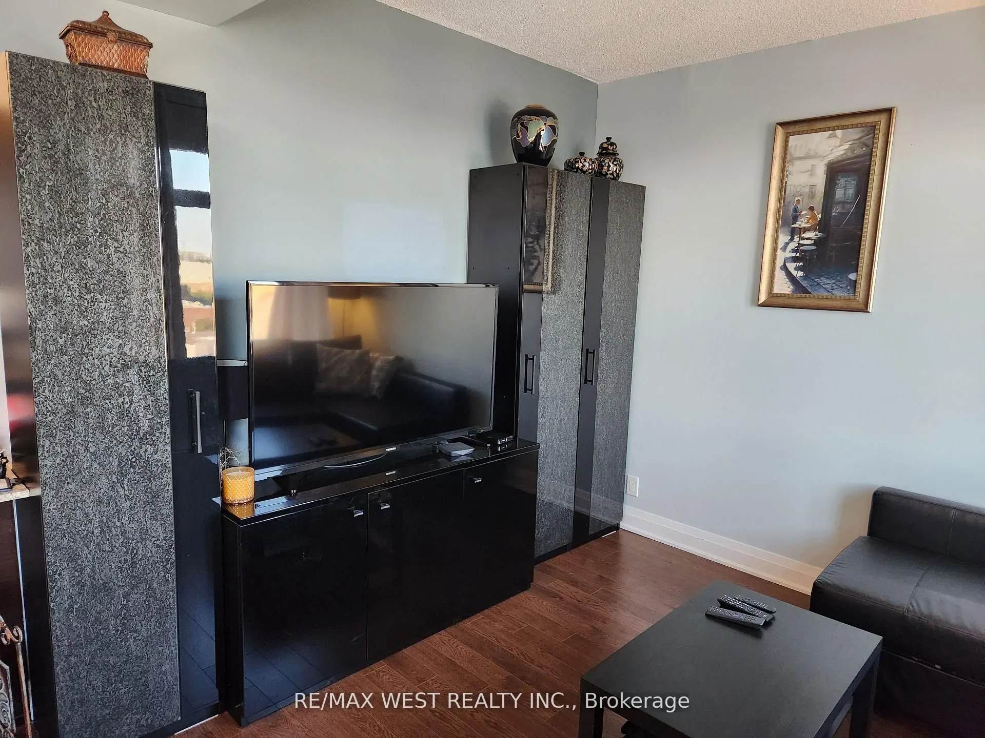 24 Woodstream Boulevard, #613