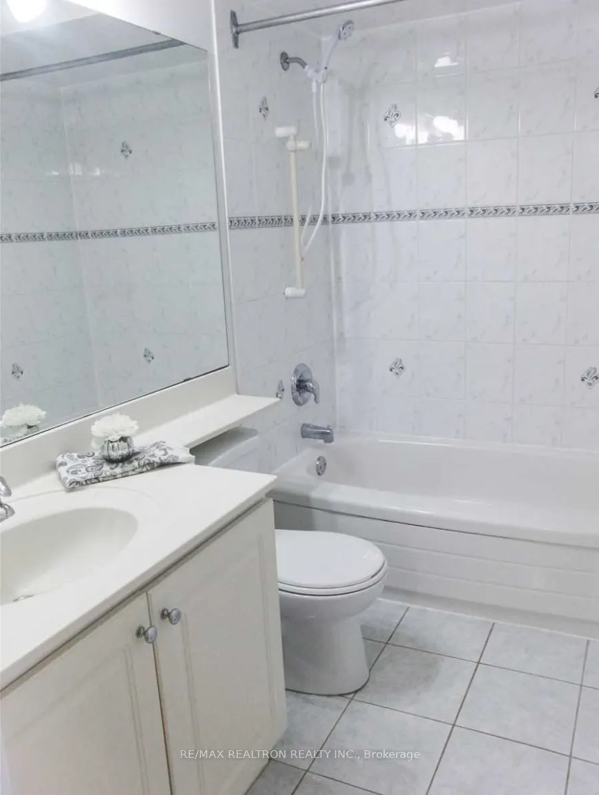 27 Bowman Way, #27