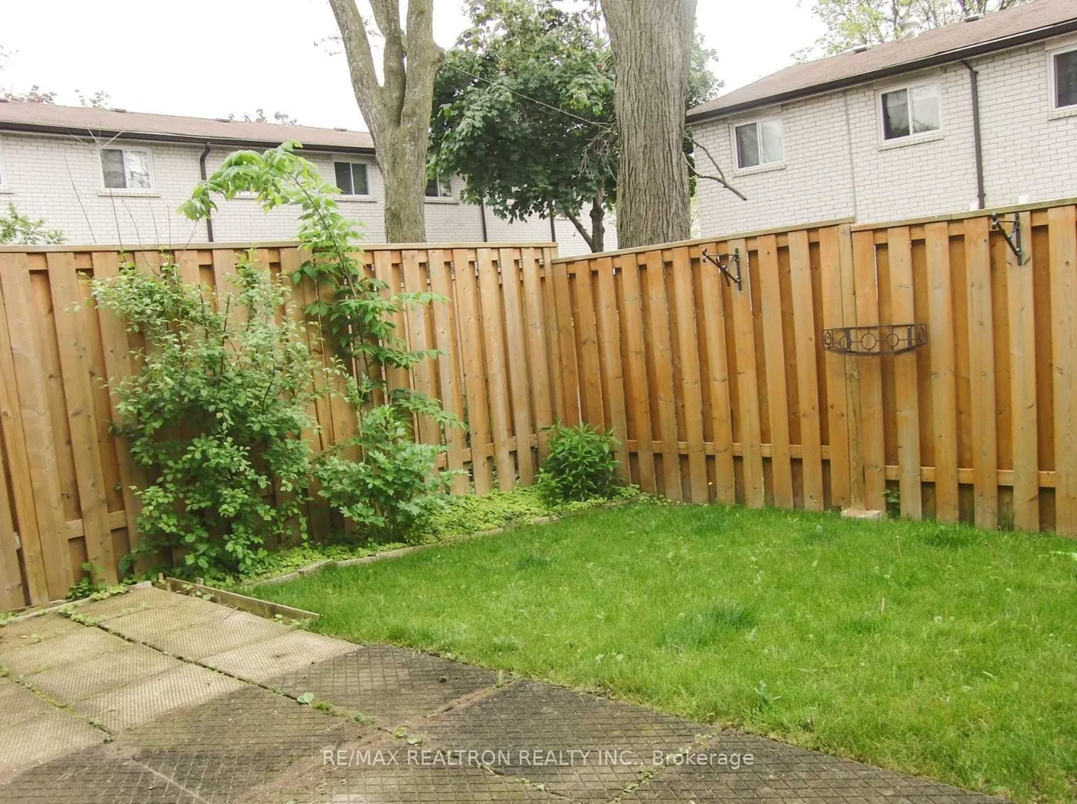 27 Bowman Way, #27