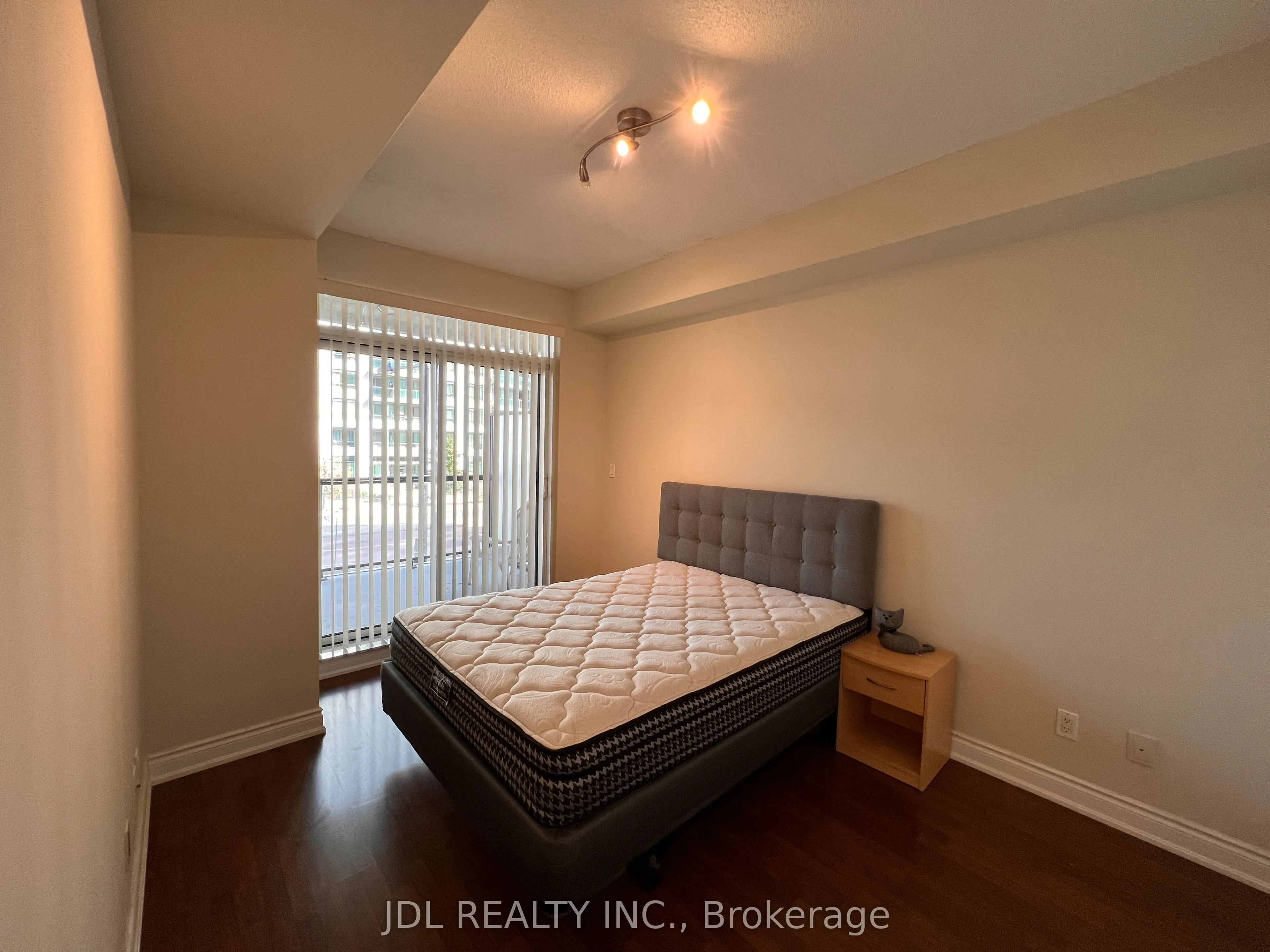 60 South Town Centre Boulevard, #208