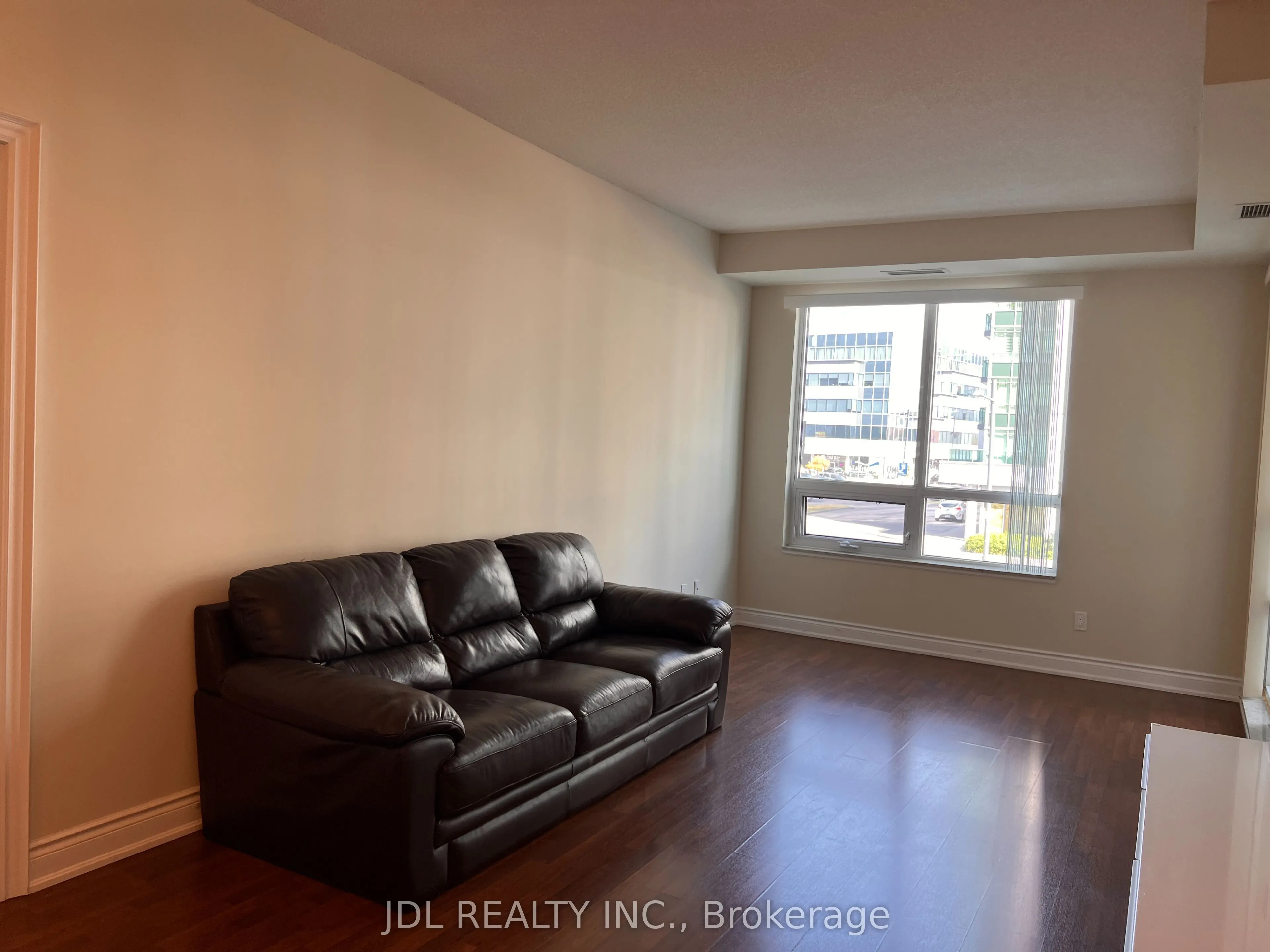 60 South Town Centre Boulevard, #208