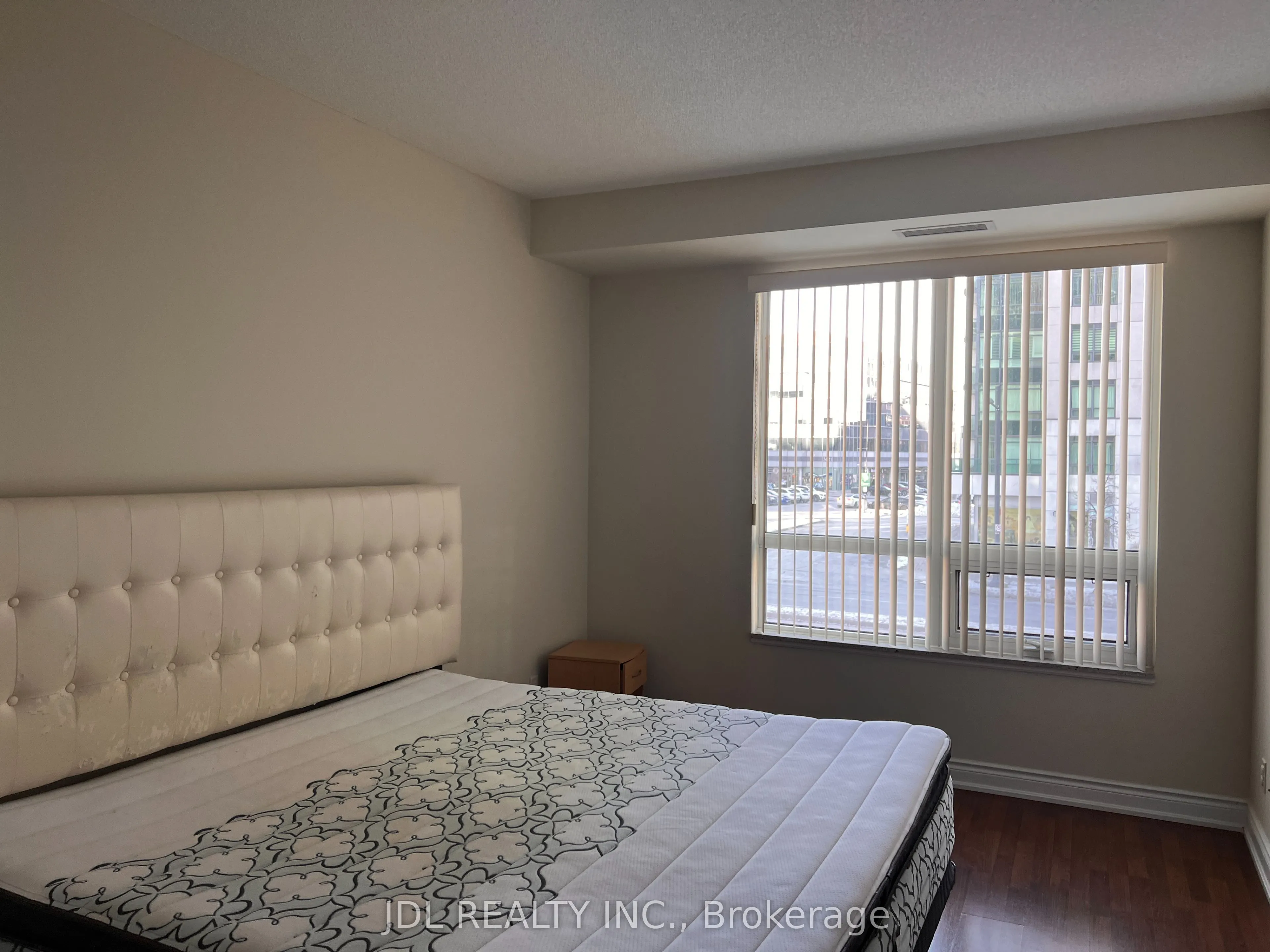 60 South Town Centre Boulevard, #208