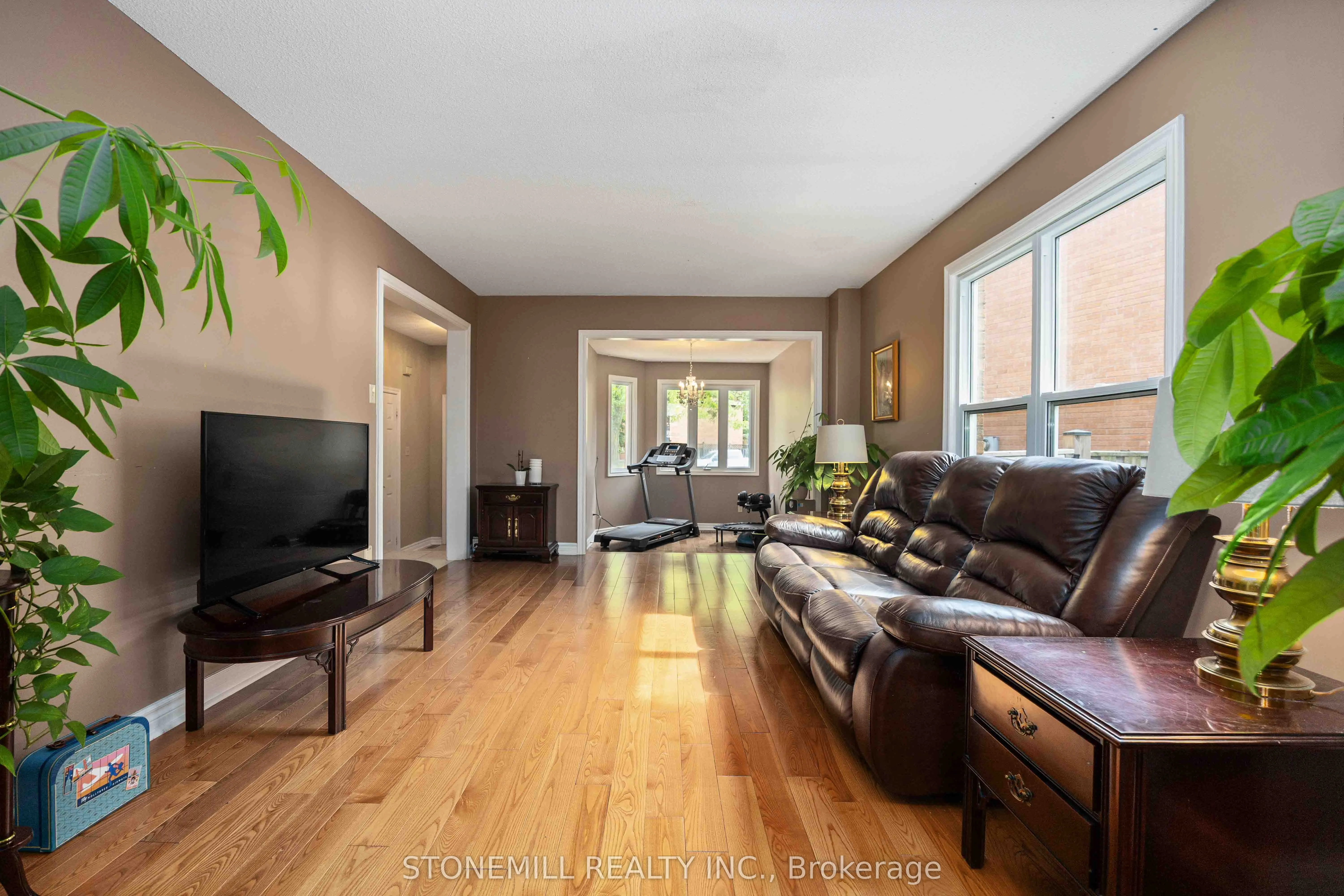 24 Soho Crescent