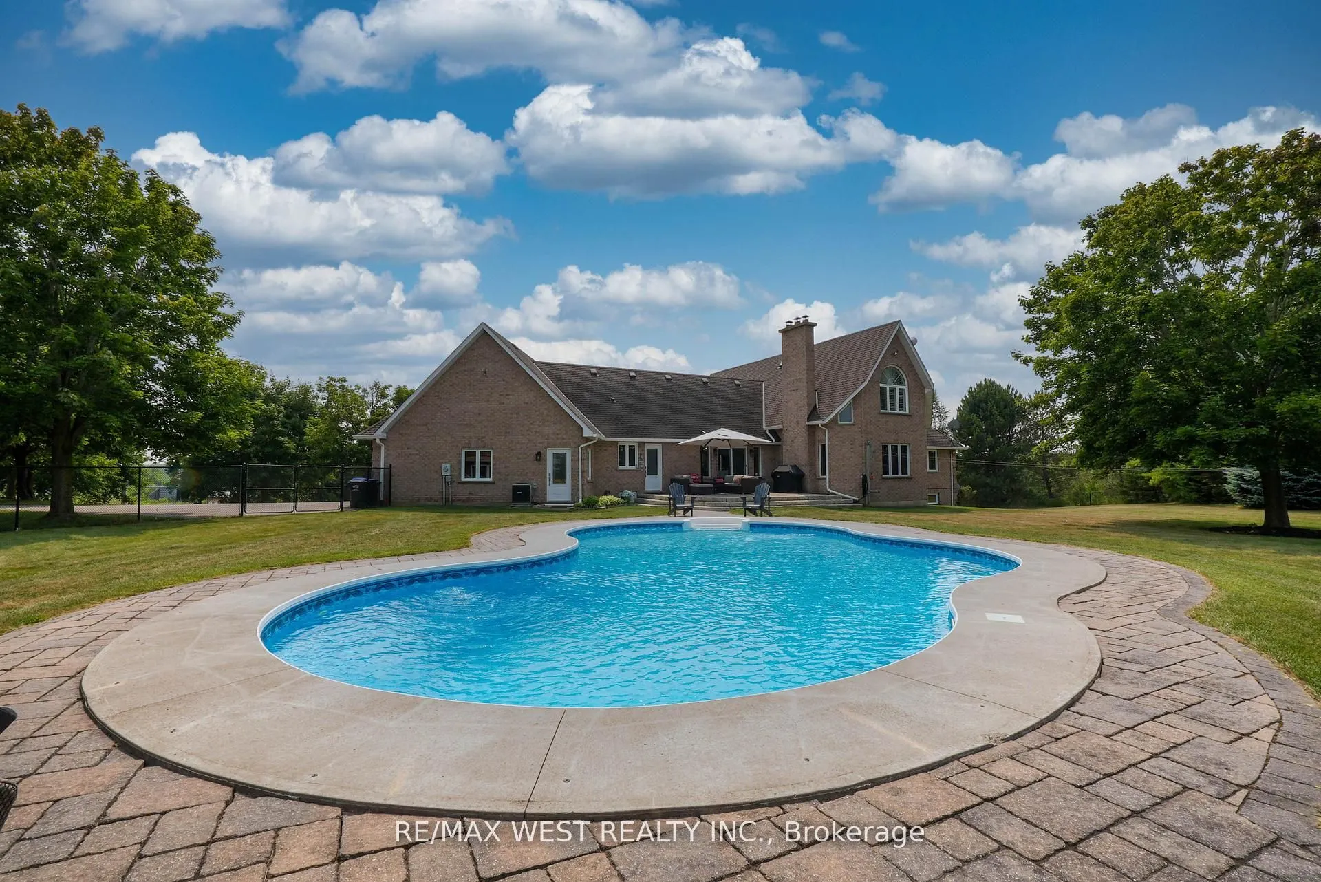 7636 County 1 Road