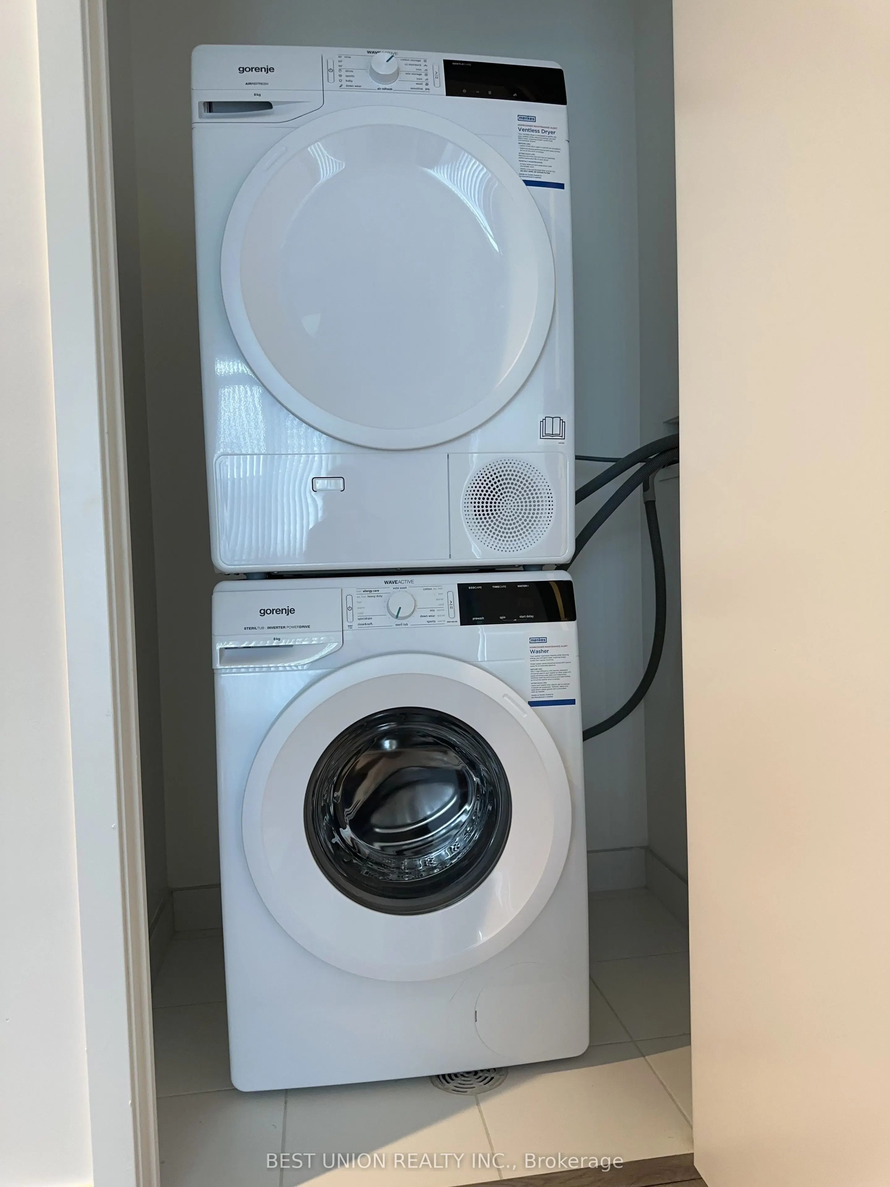 28 Interchange Way, #2815