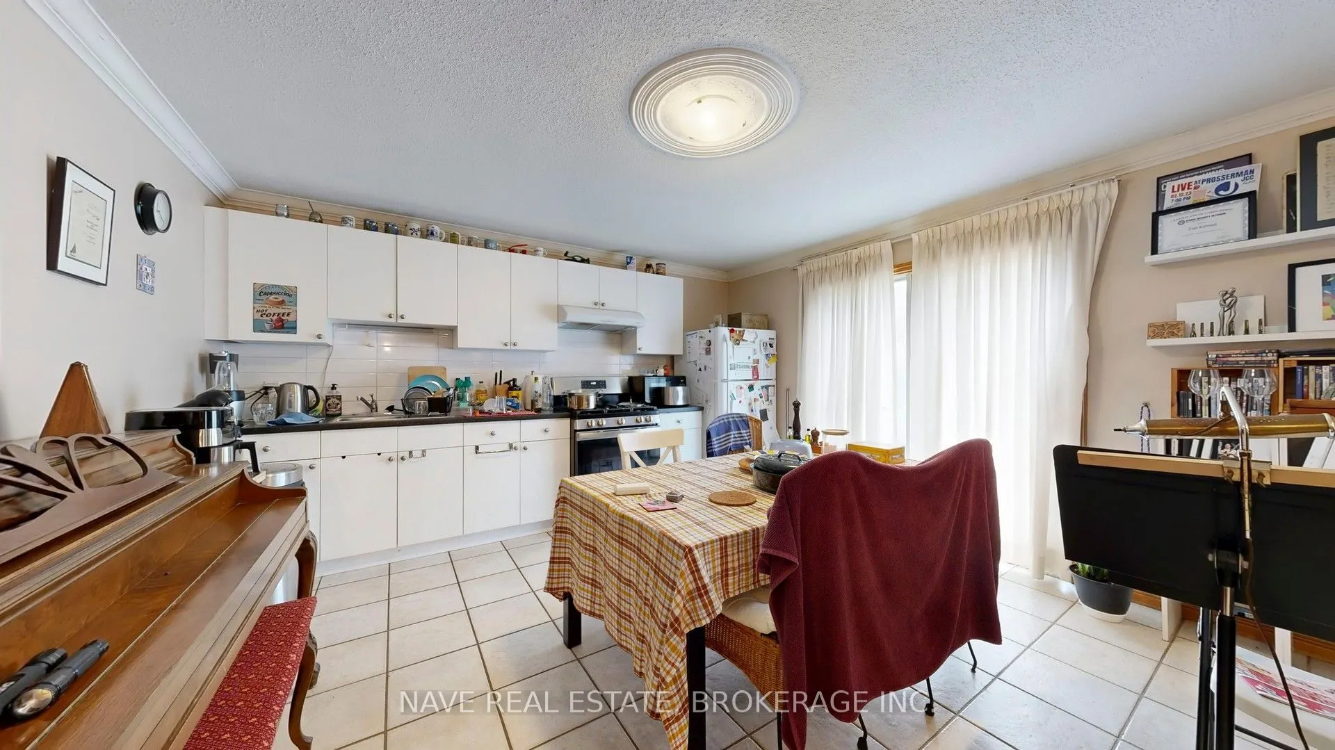 9747 Bathurst Street
