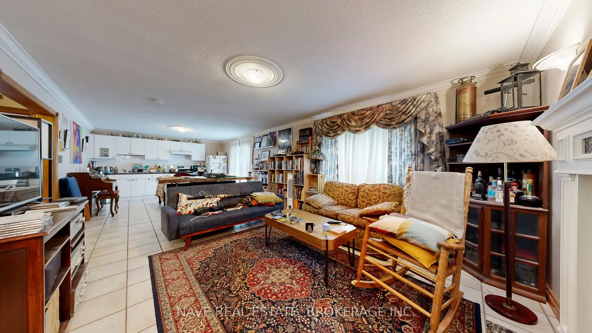 9747 Bathurst Street