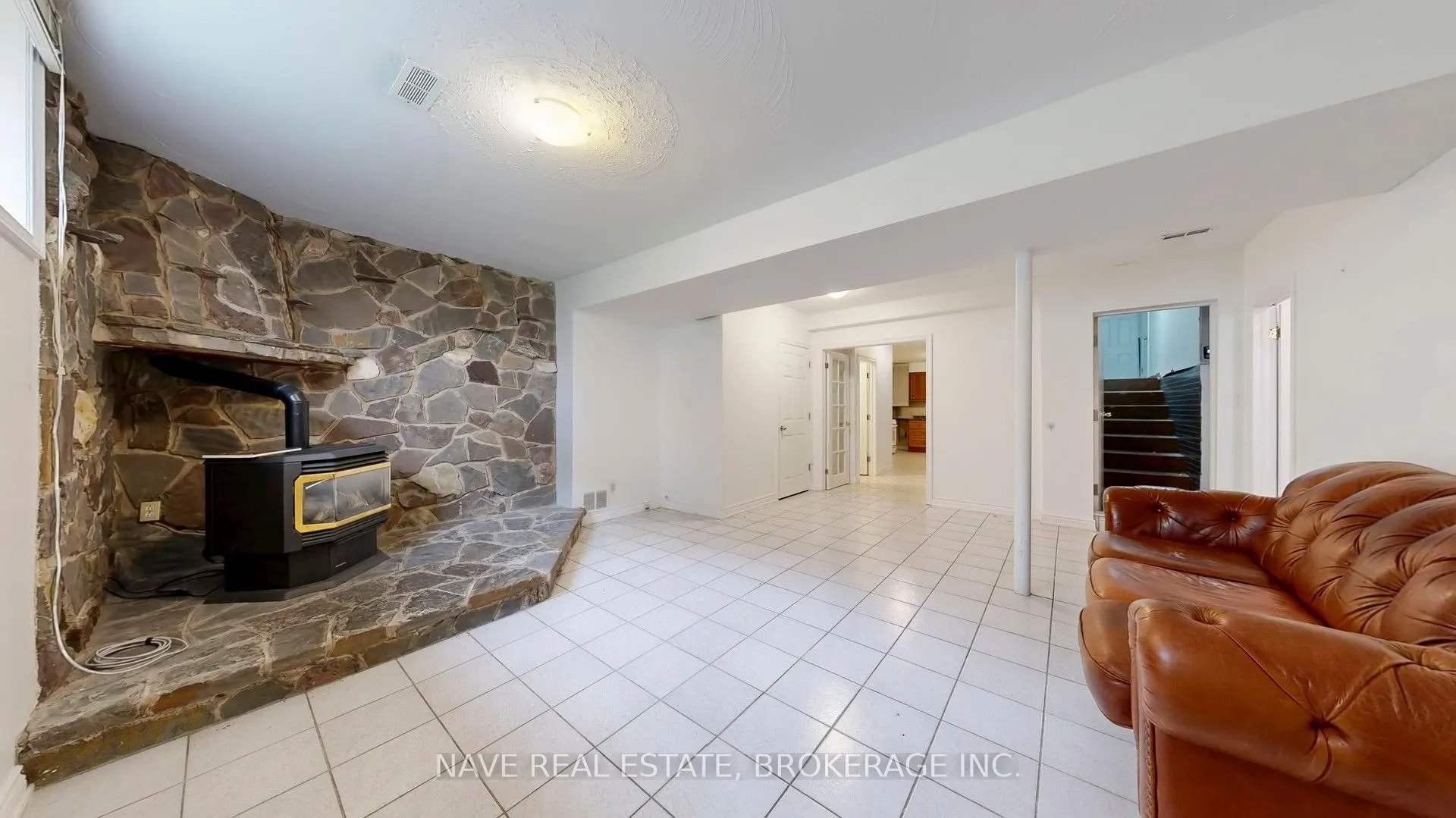 9747 Bathurst Street