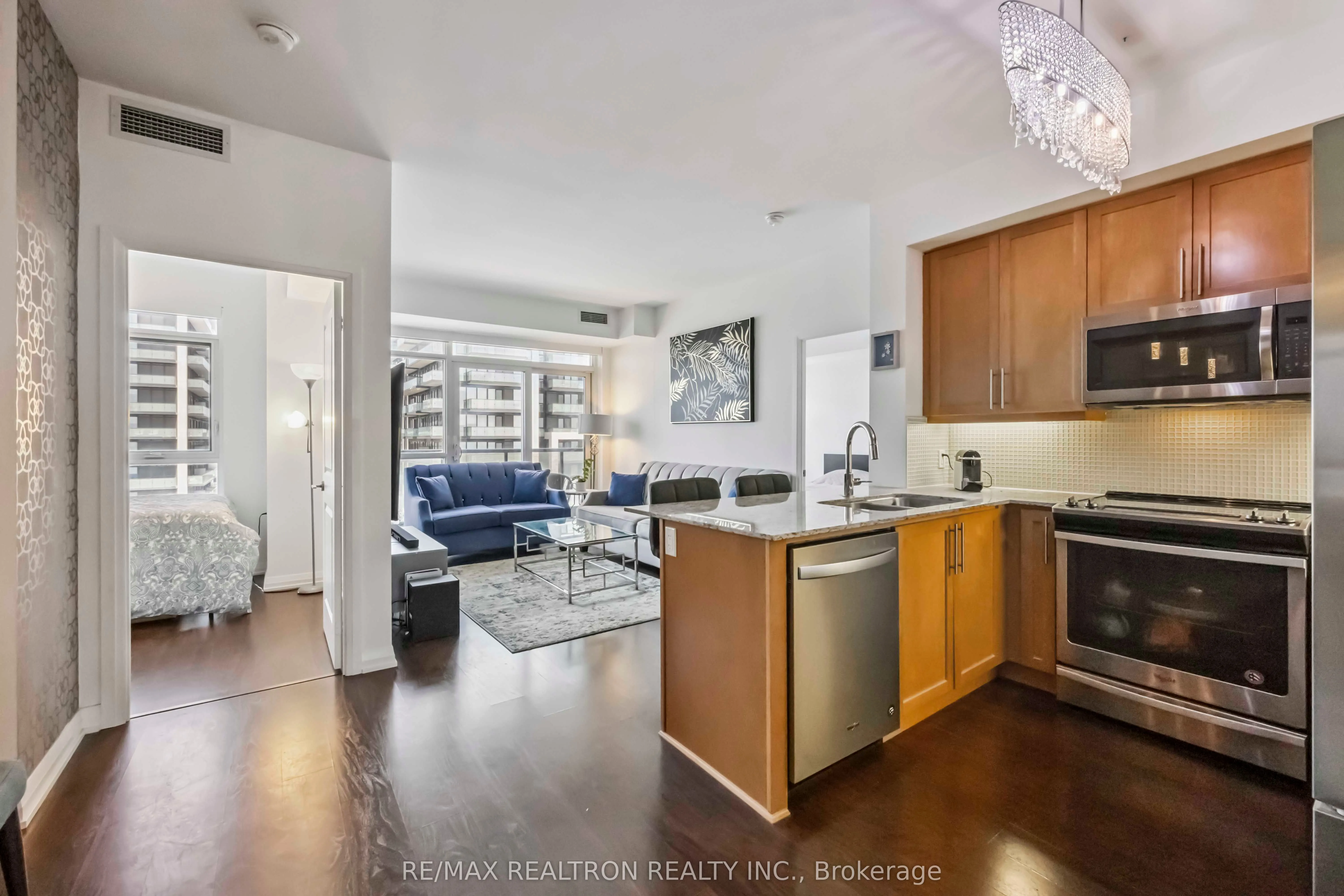 65 Oneida Crescent, #1809