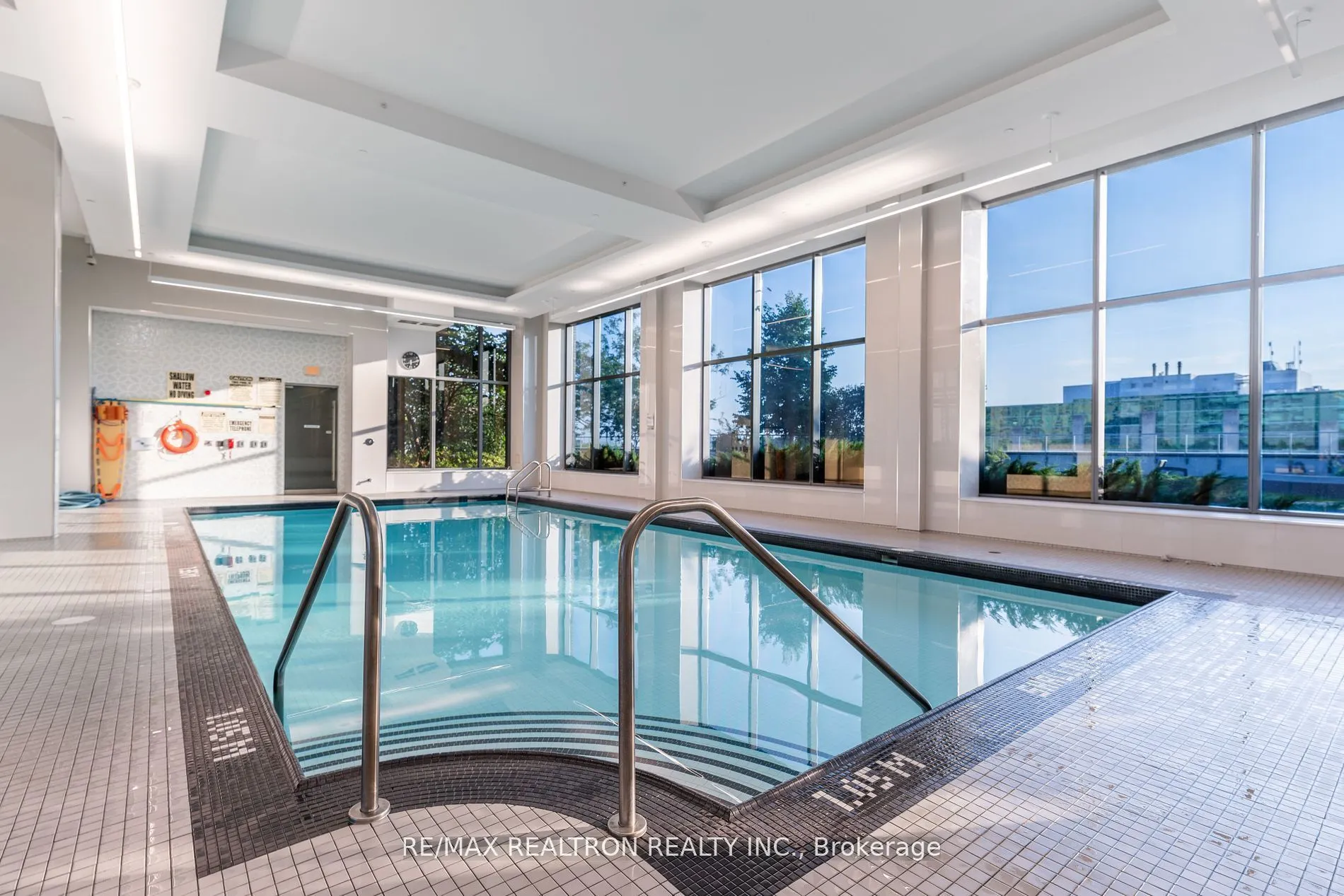 65 Oneida Crescent, #1809