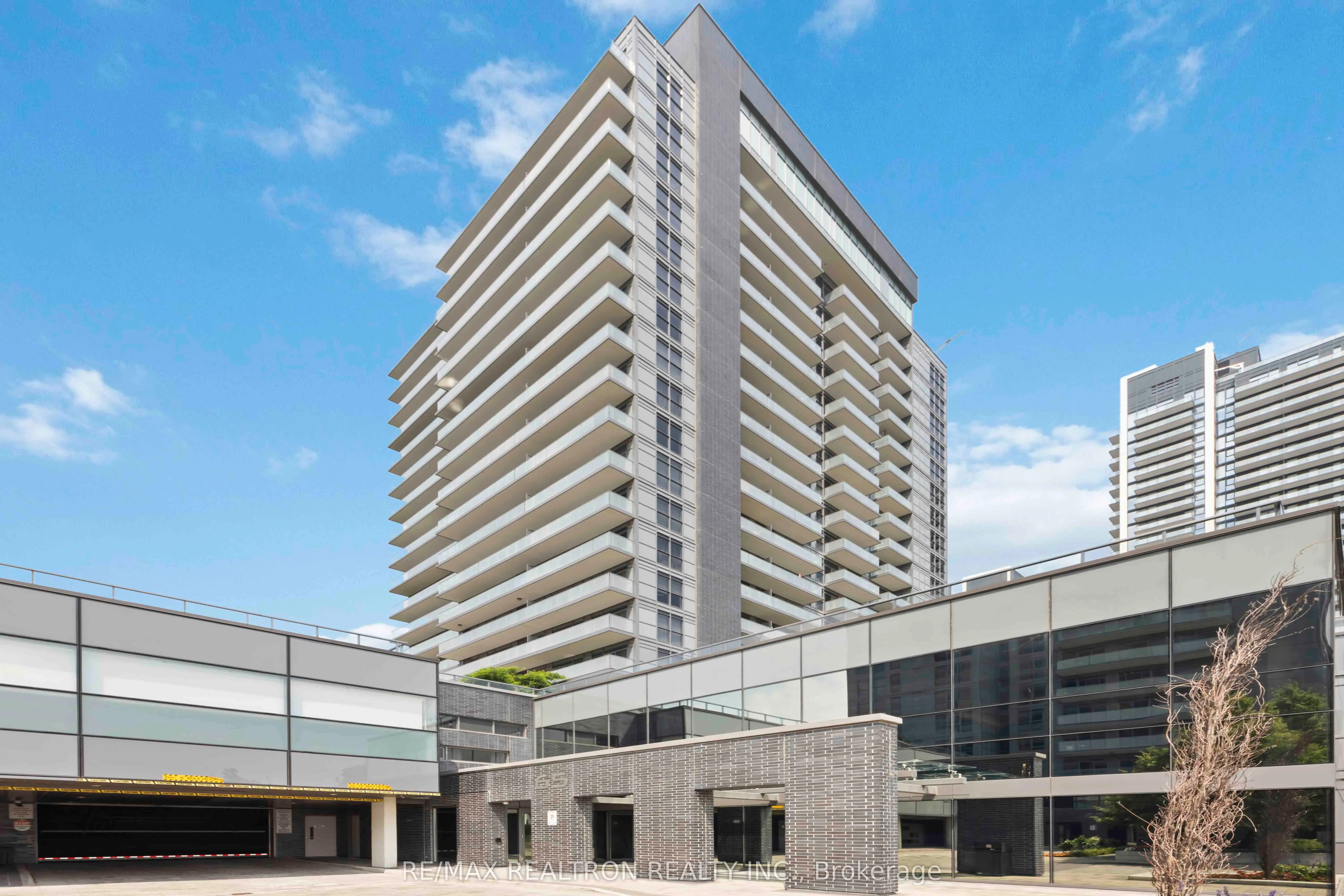 65 Oneida Crescent, #1809