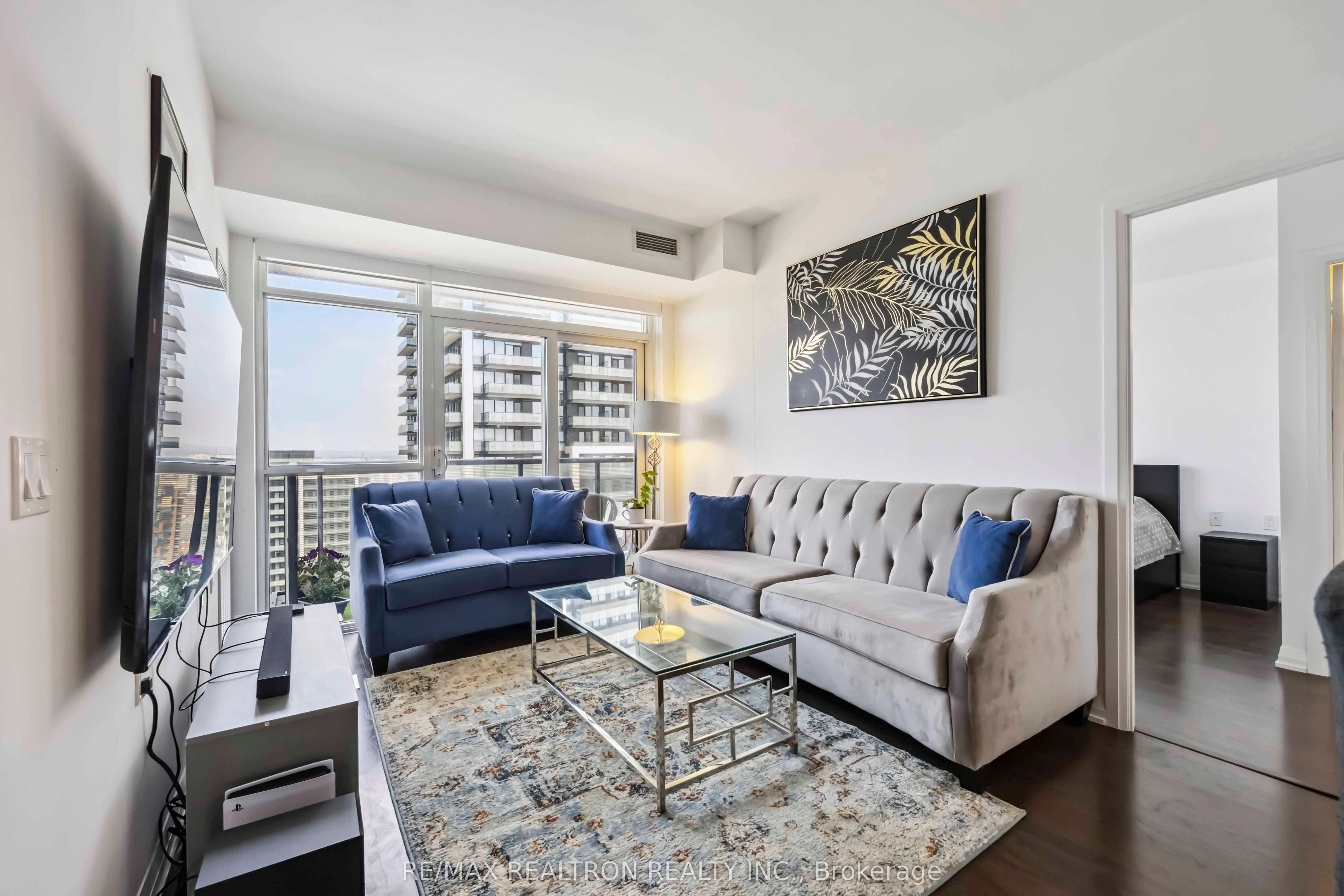 65 Oneida Crescent, #1809