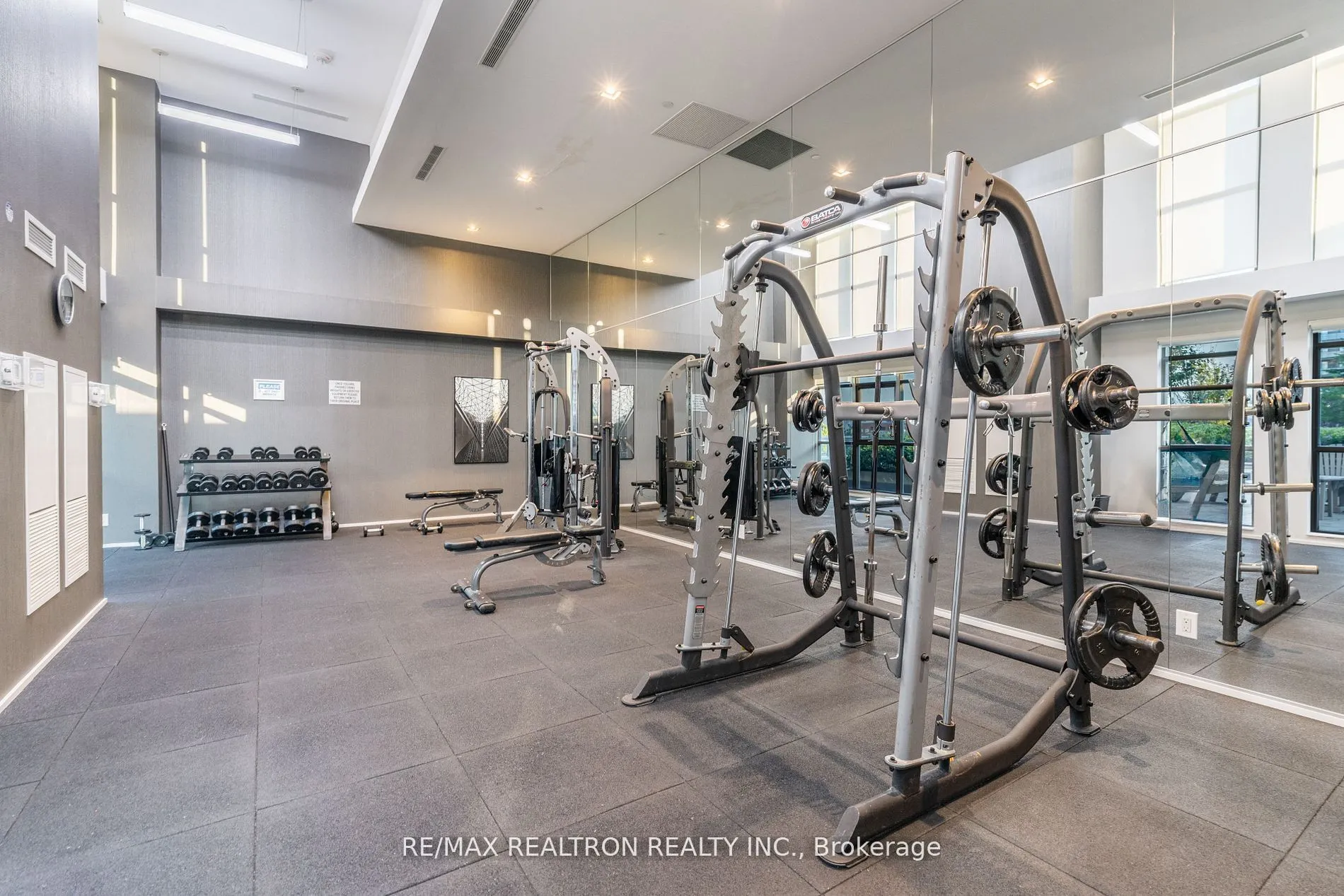 65 Oneida Crescent, #1809