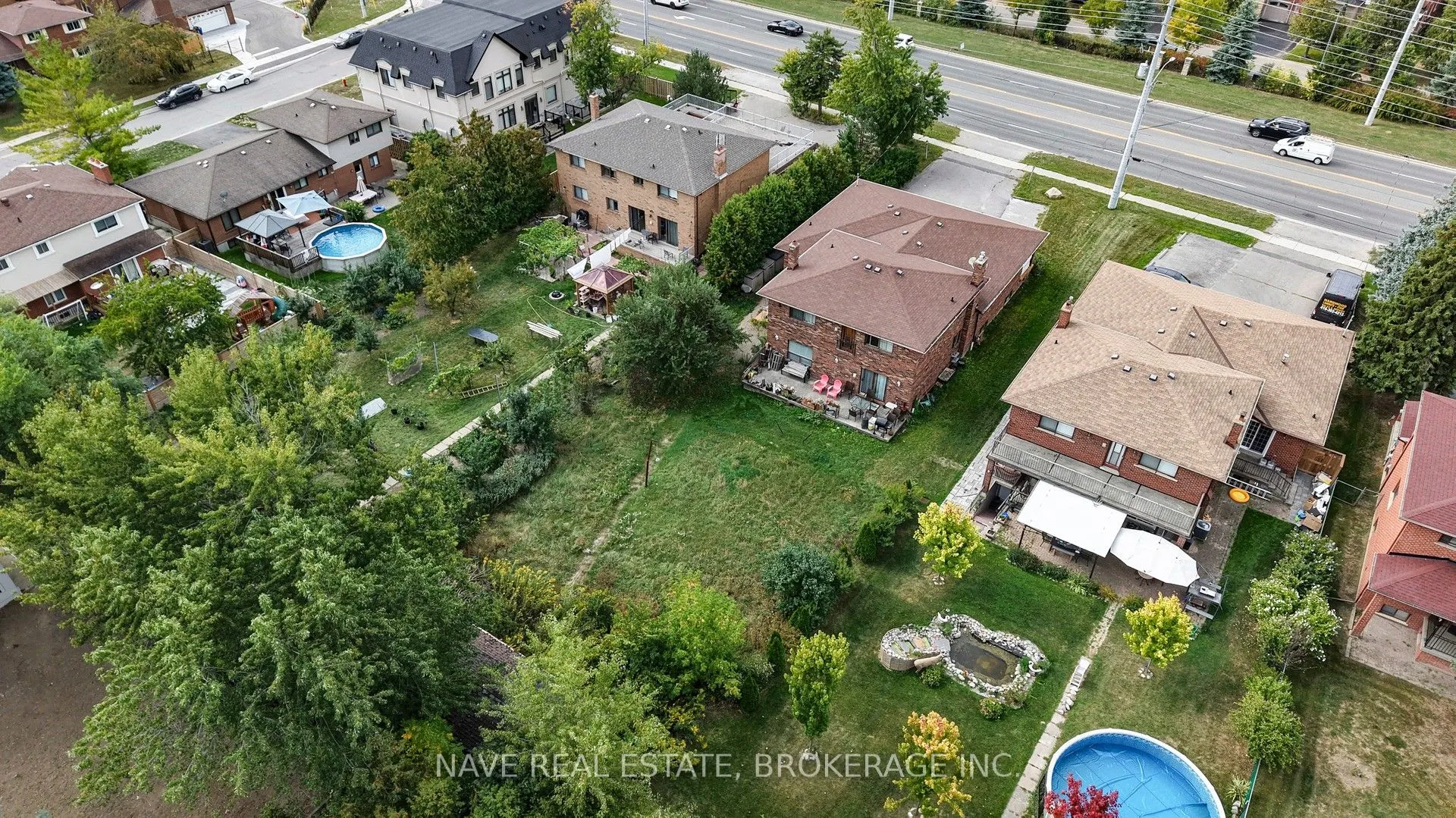 9747 Bathurst Street