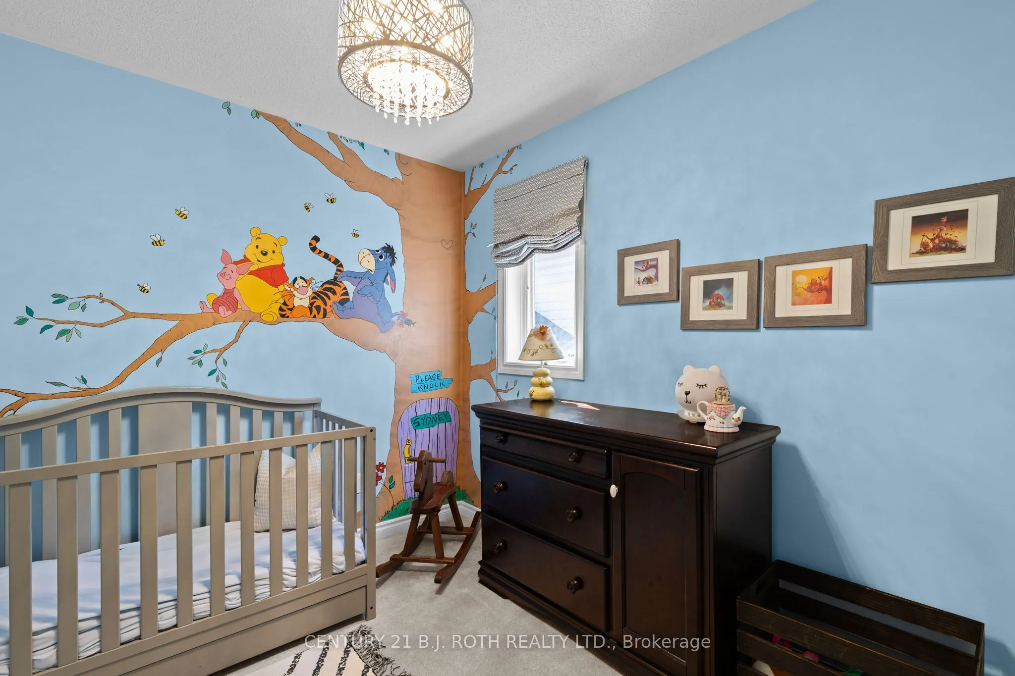 181 BANTING Crescent