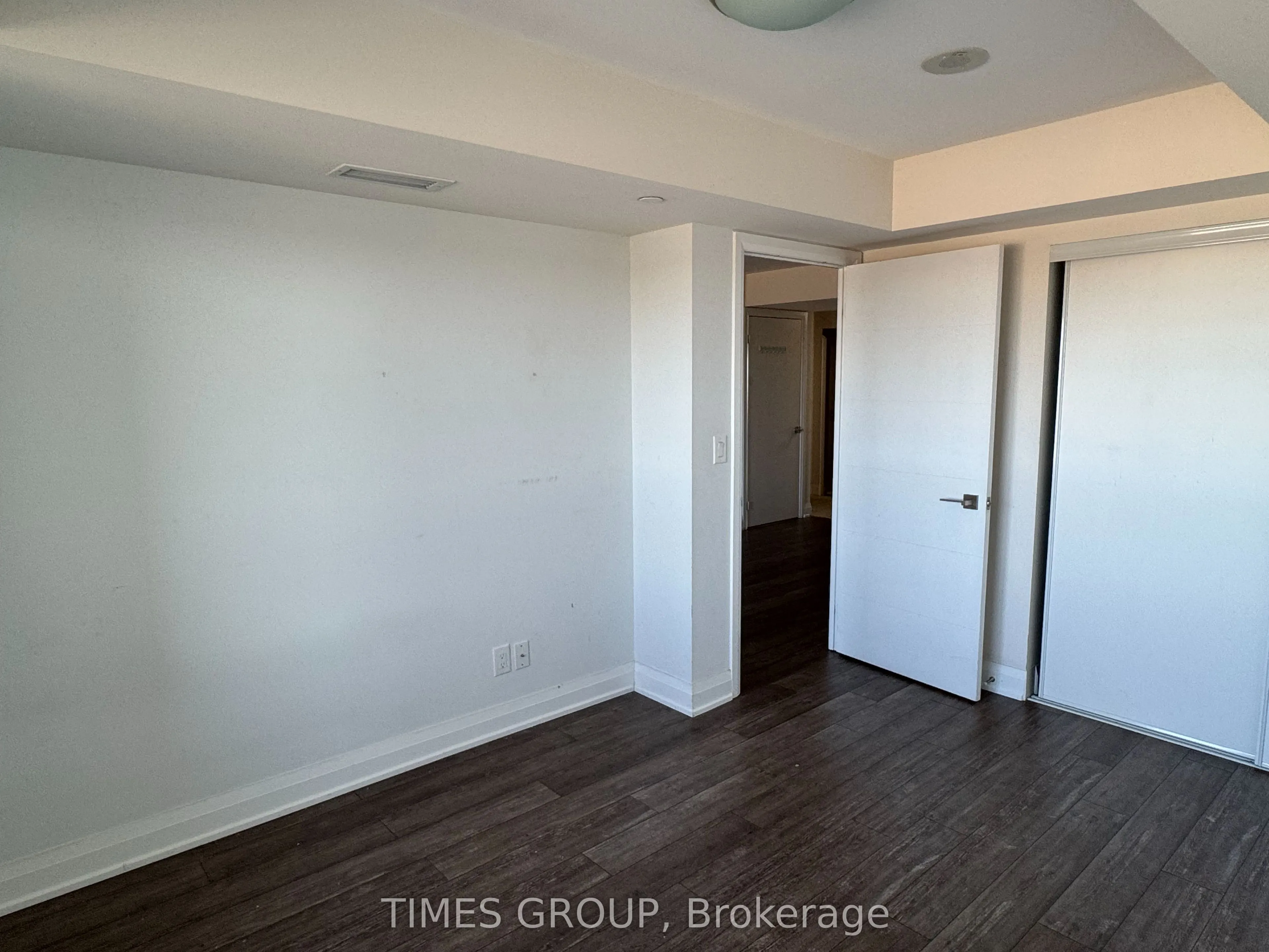 18 Uptown Drive, #1701