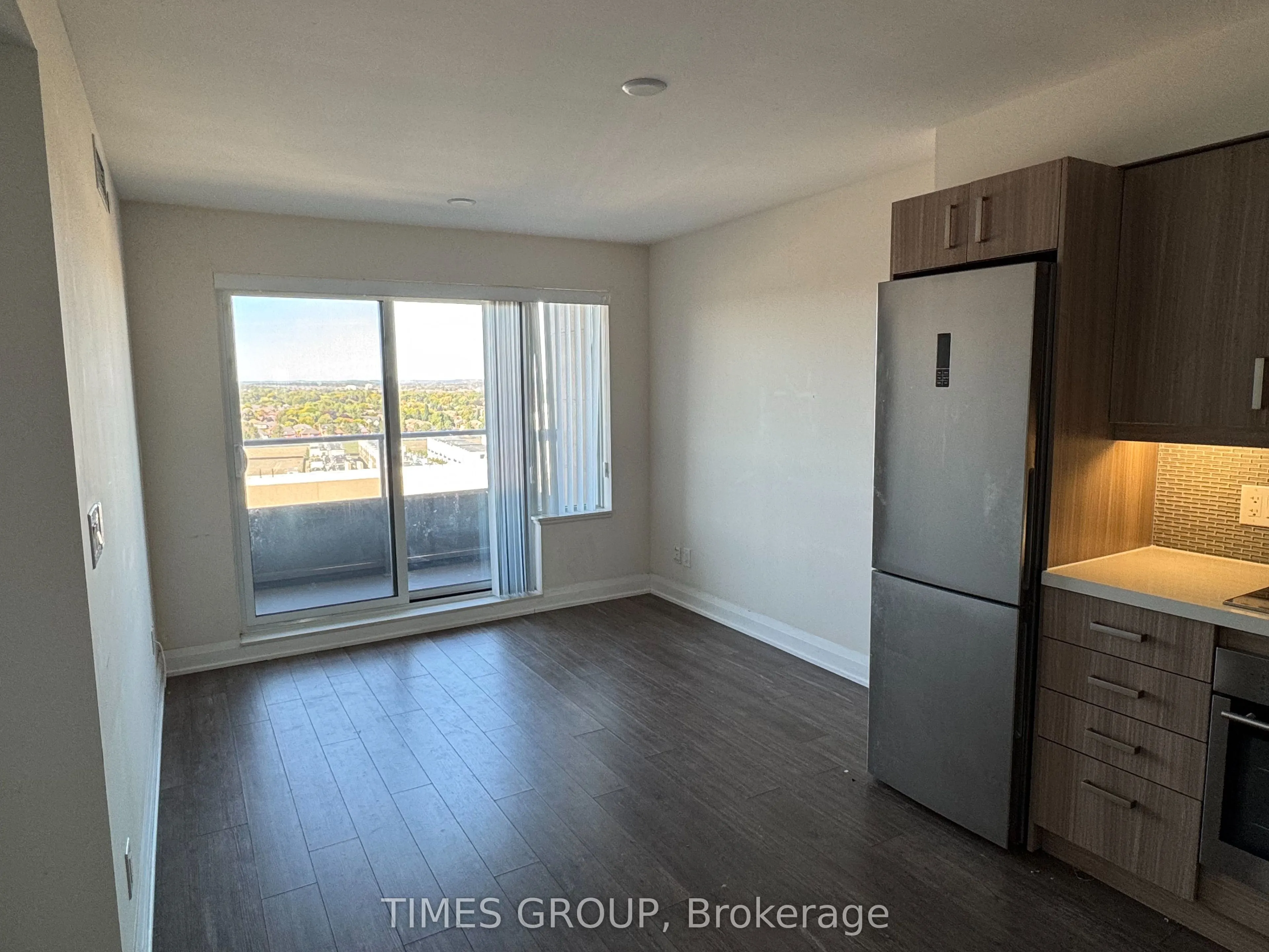 18 Uptown Drive, #1701