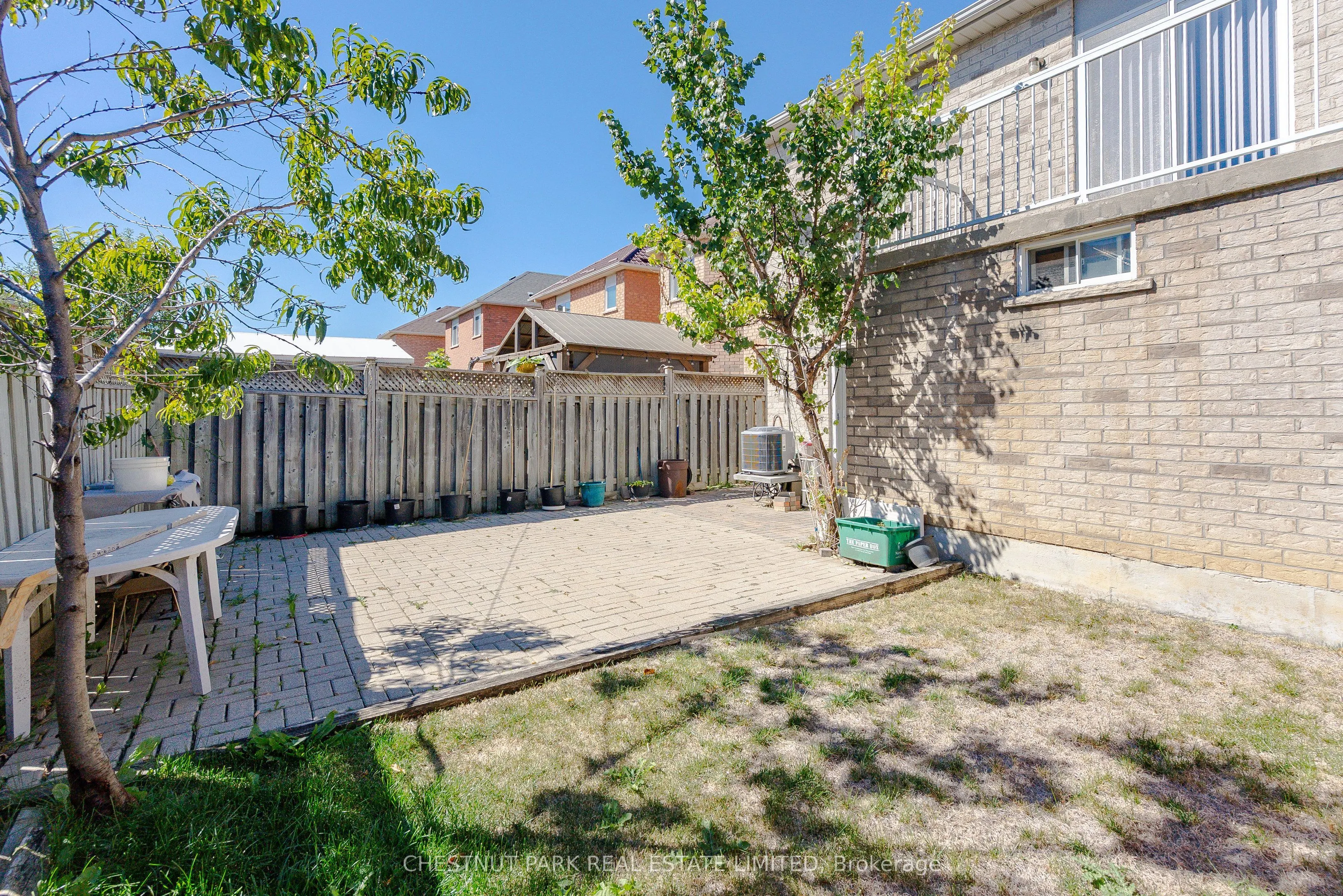 84 Macbride Crescent