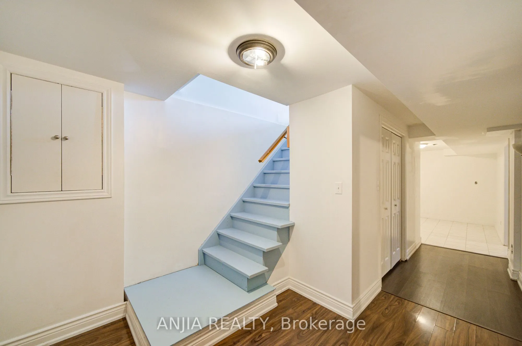 19 Dunbar Crescent