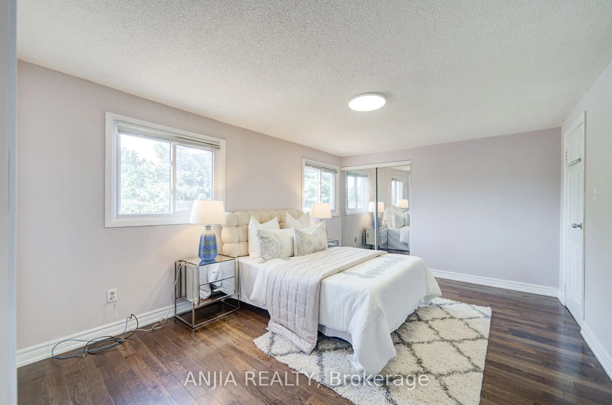 19 Dunbar Crescent