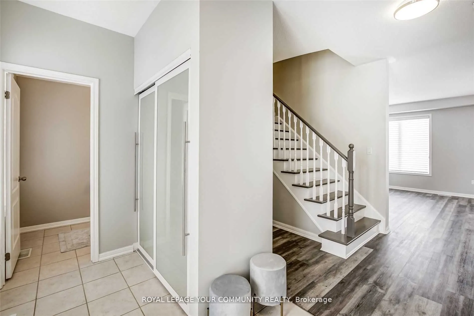 16 Don Hadden Crescent