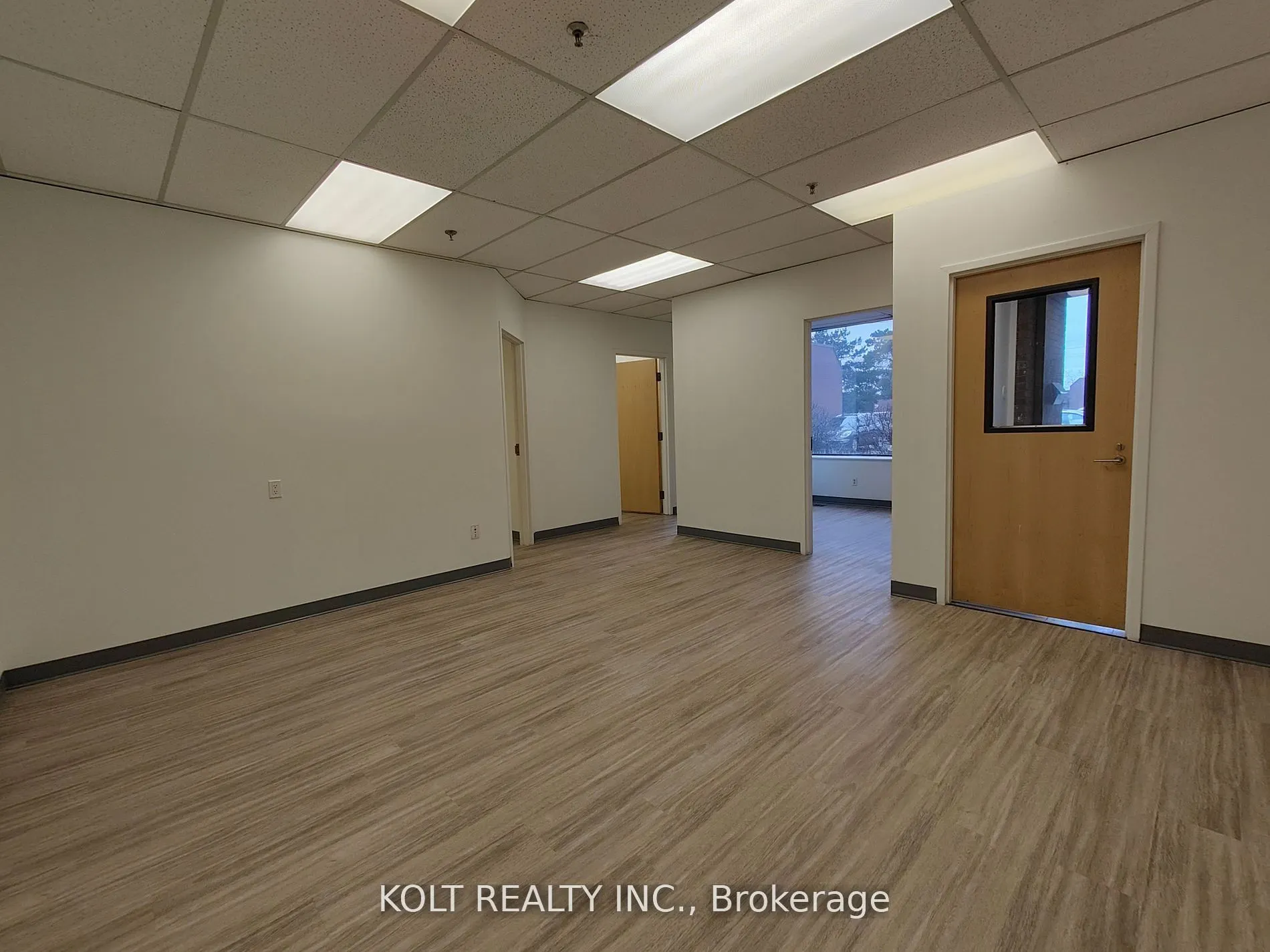 270 Esna Park Drive, #17