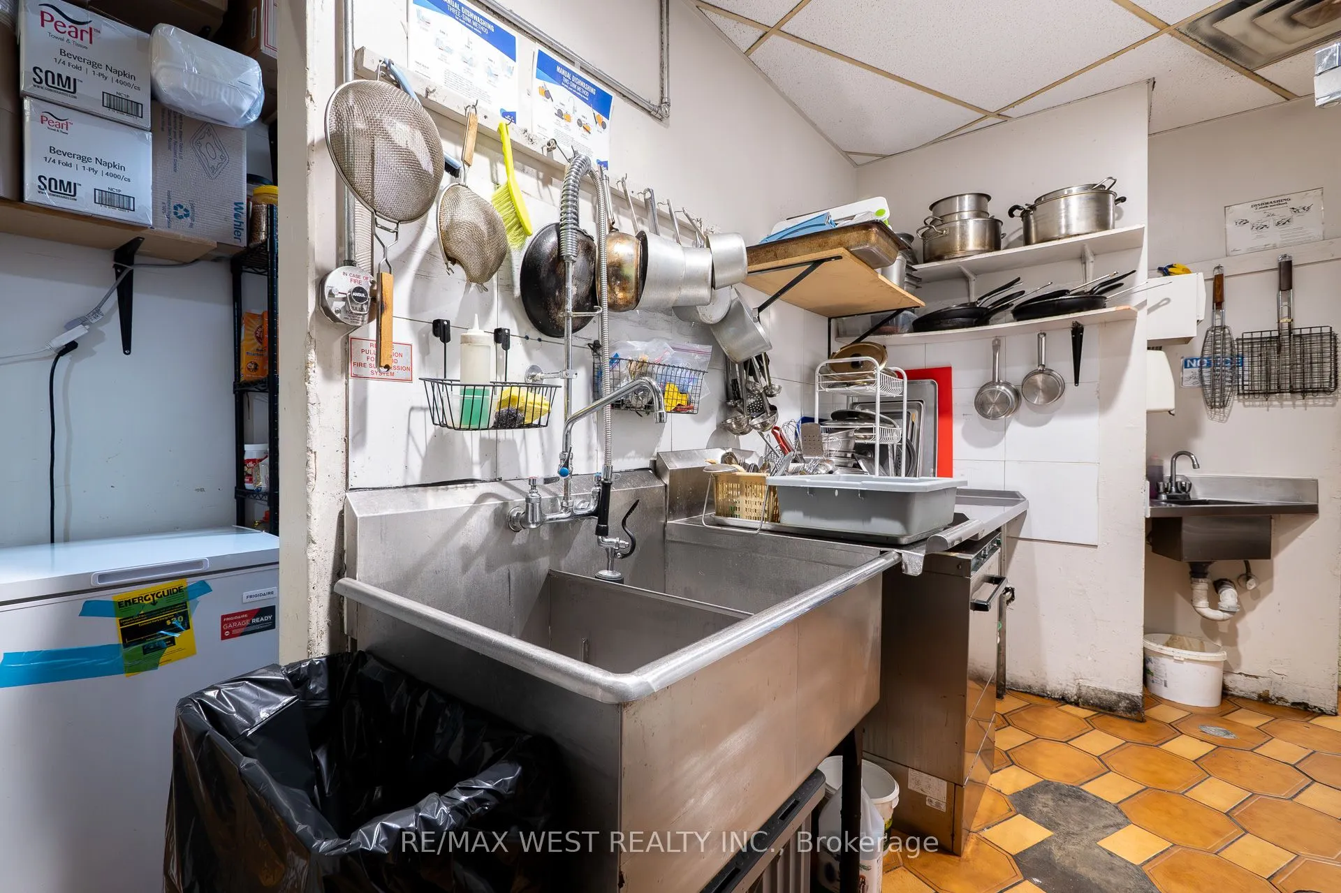 2180 Steeles Ave W Avenue, #6