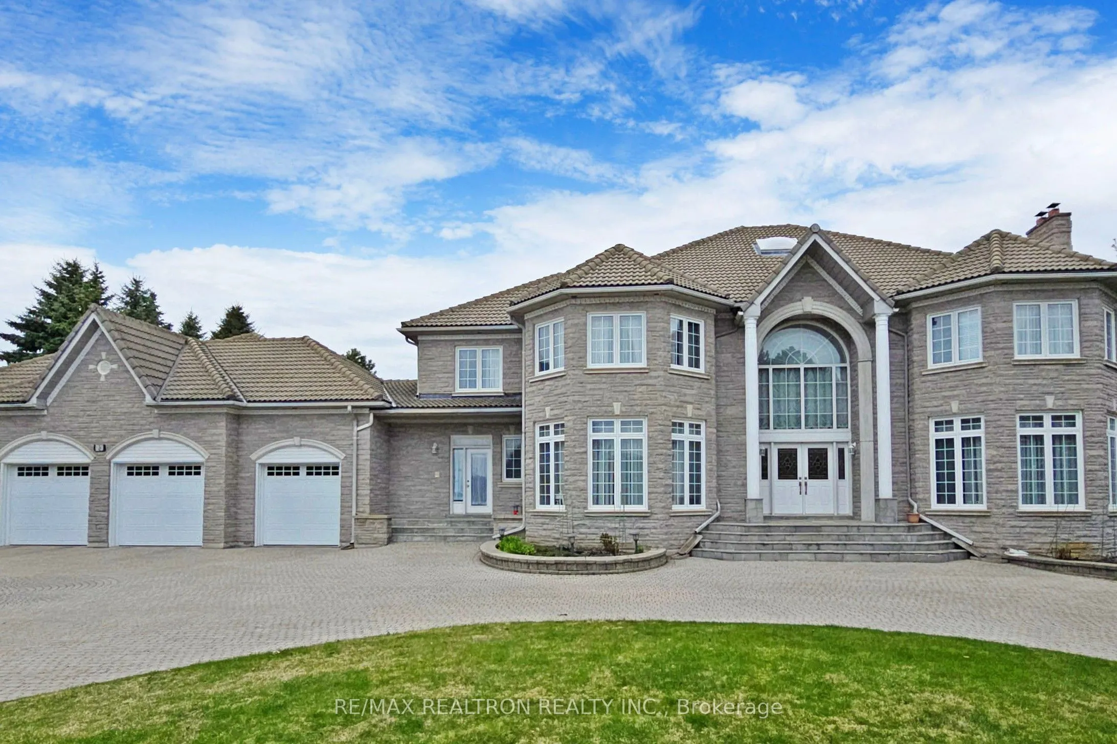 23 Kensington Drive