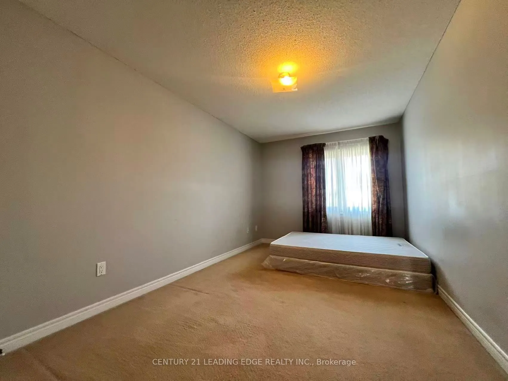 9 Hoake Road, #ROOM 1