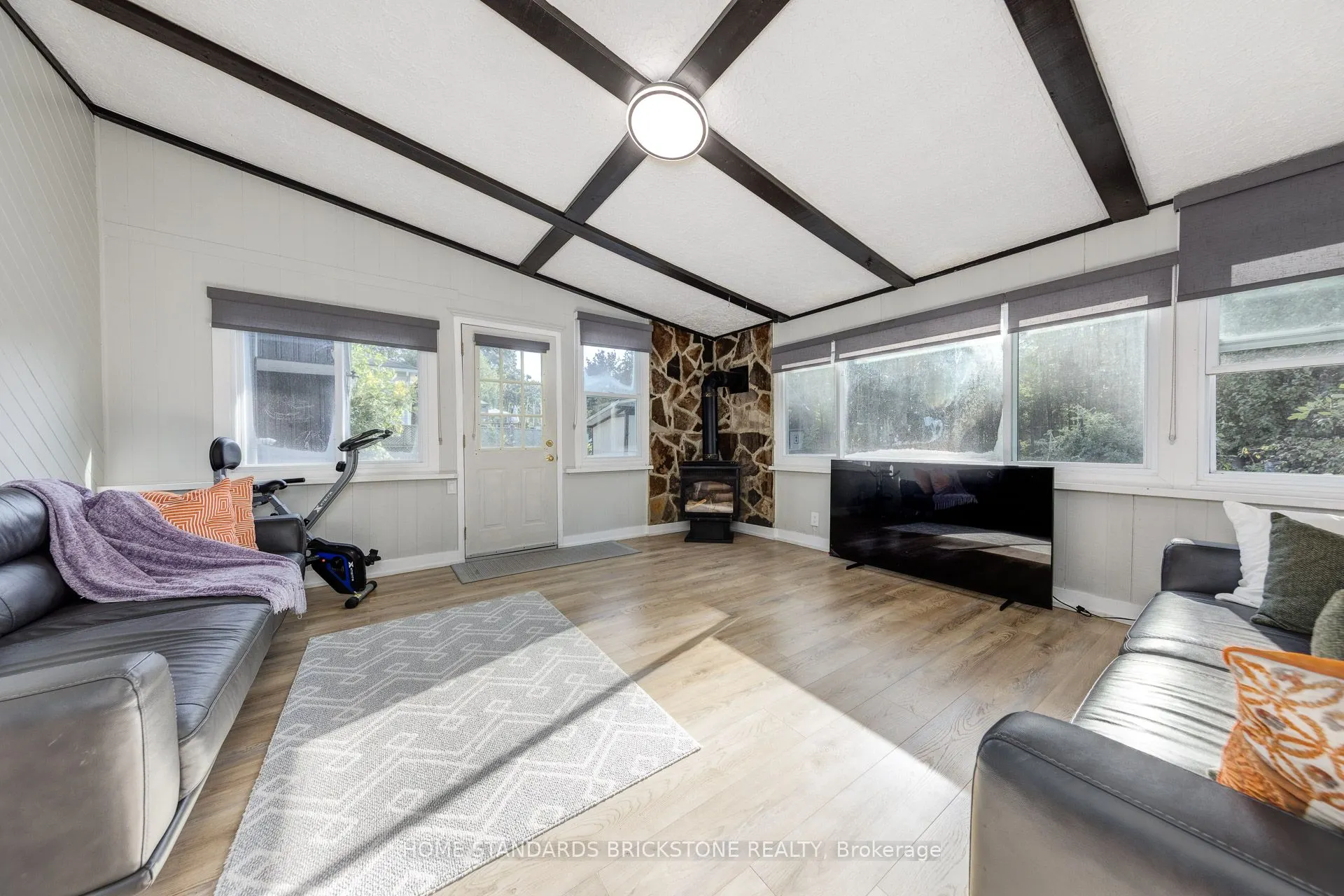 2208 Willard Avenue