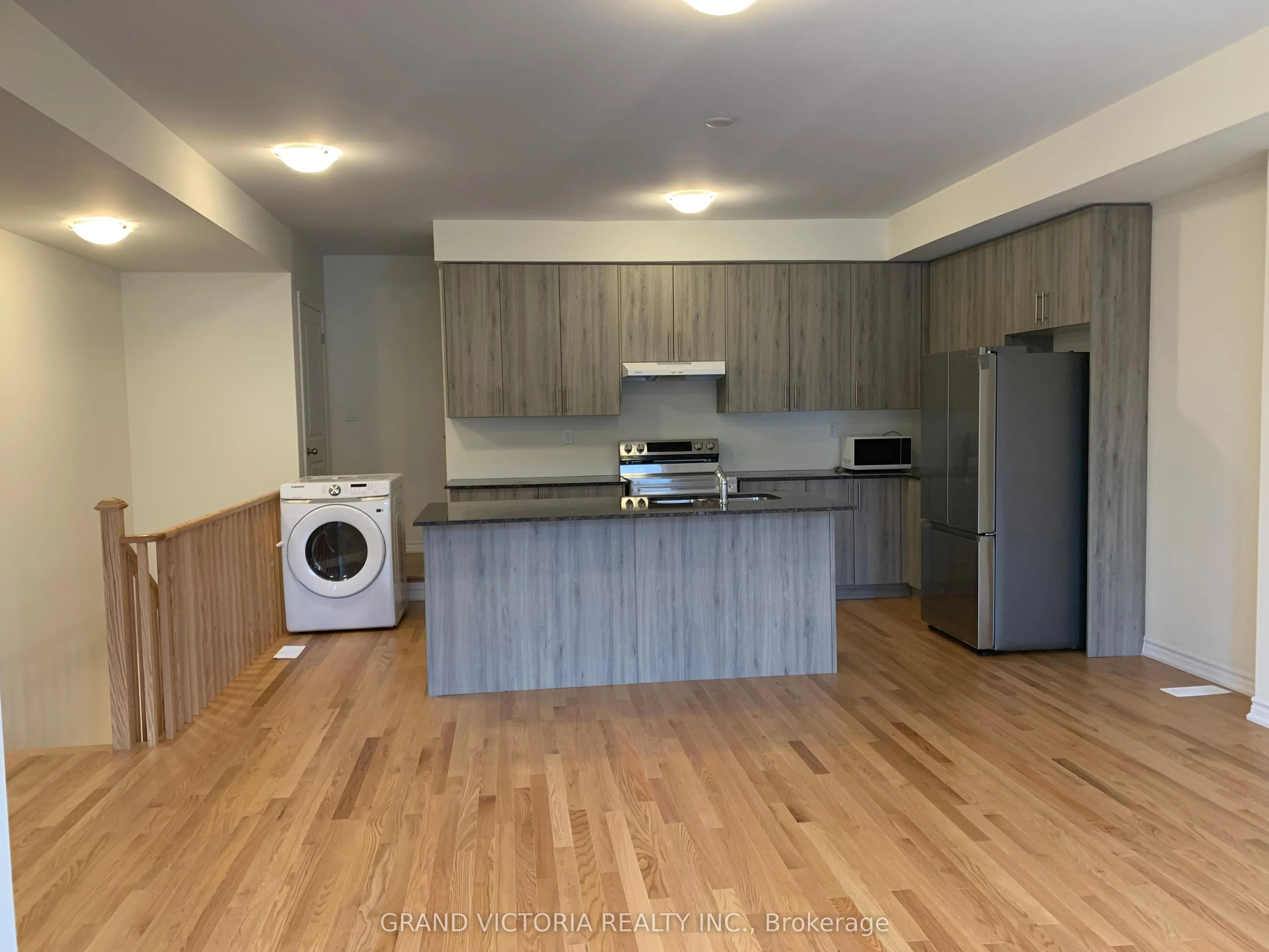 63 Blick Crescent