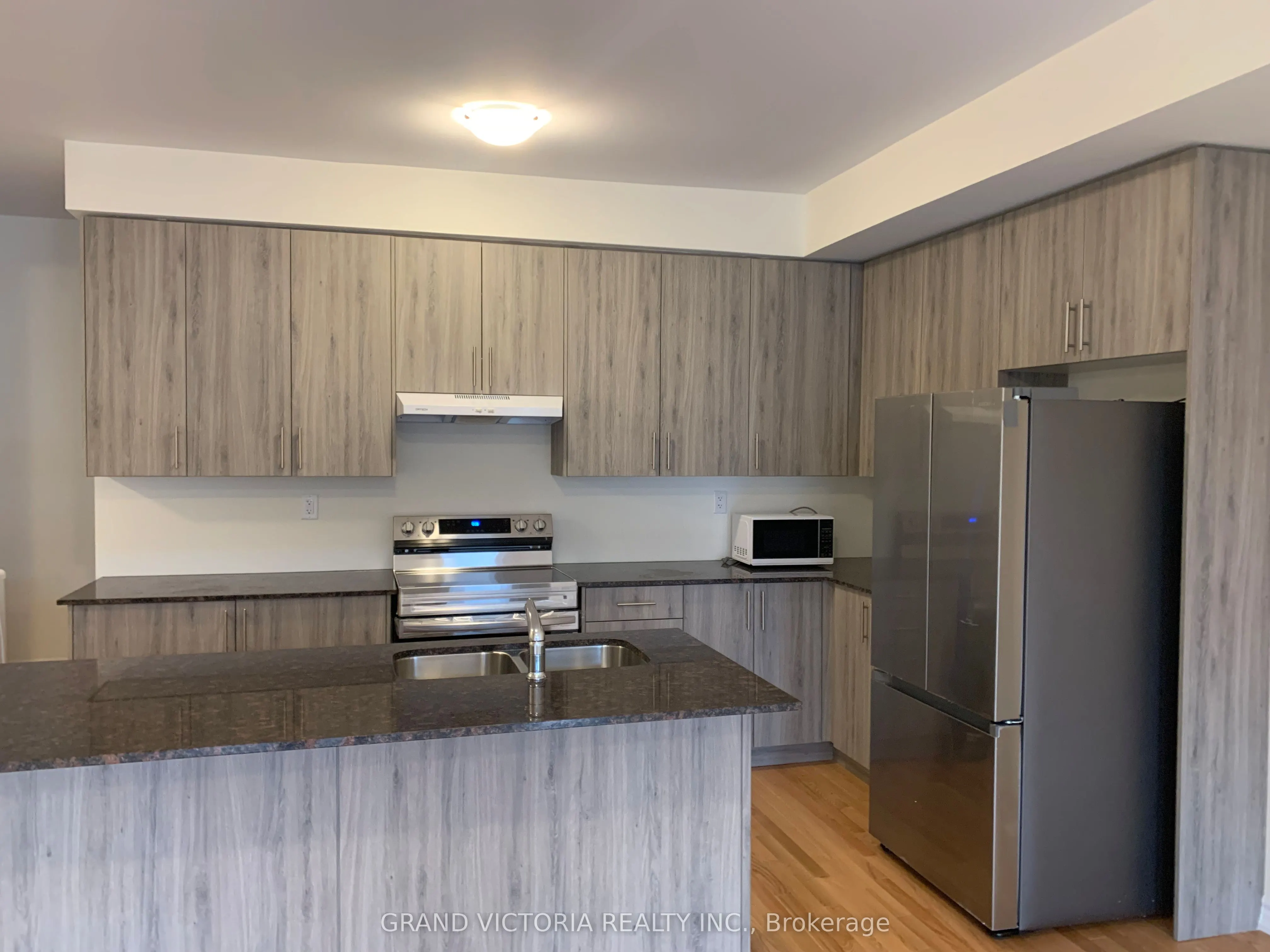 63 Blick Crescent