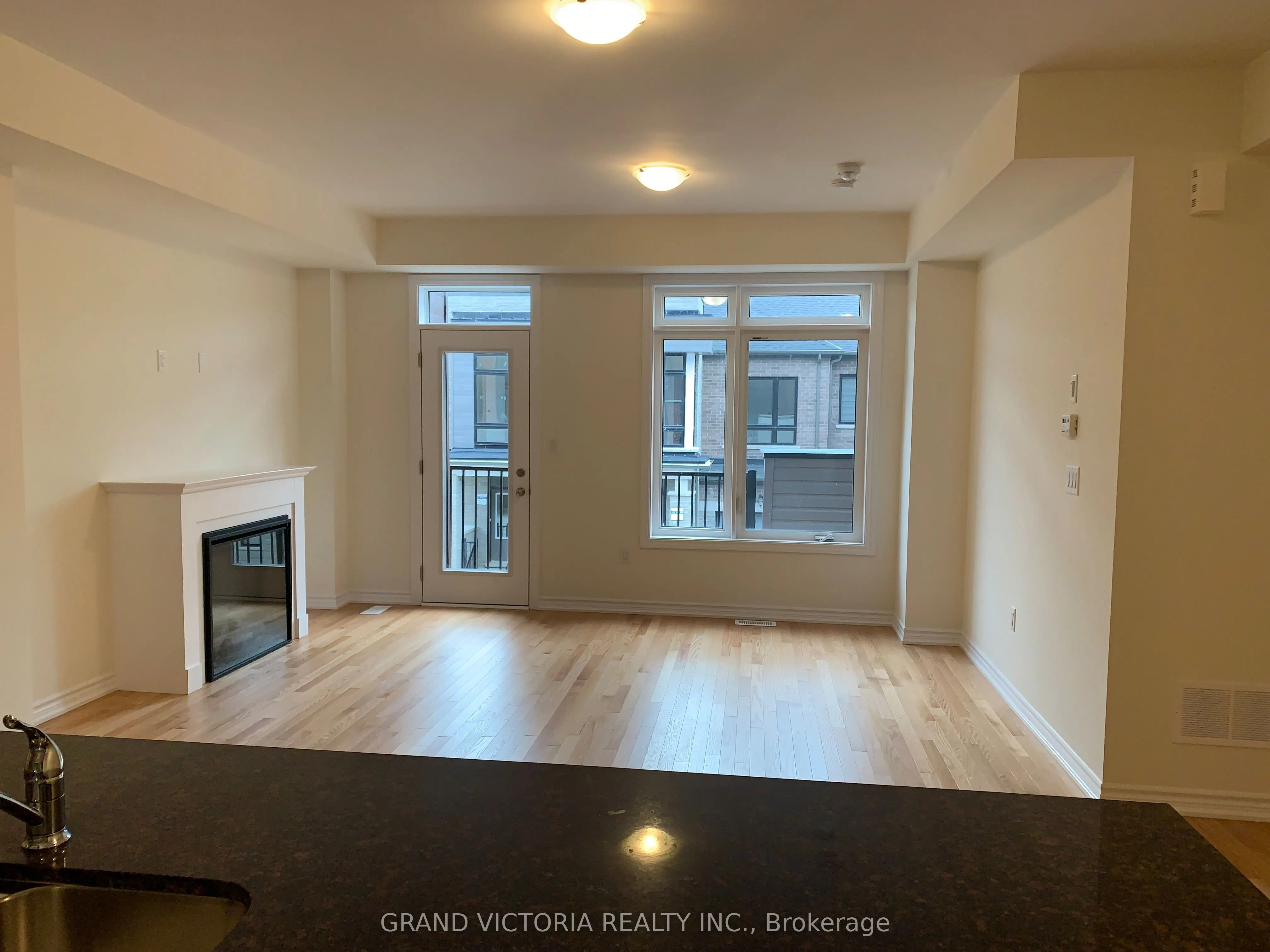63 Blick Crescent