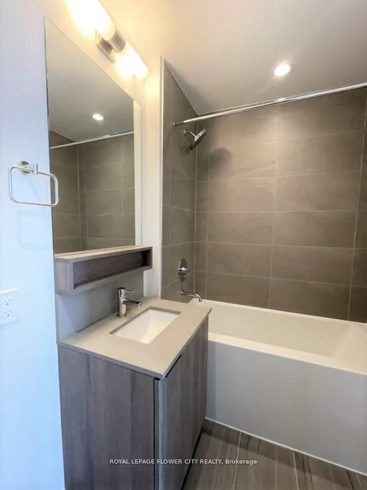 950 Portage Parkway, #3807